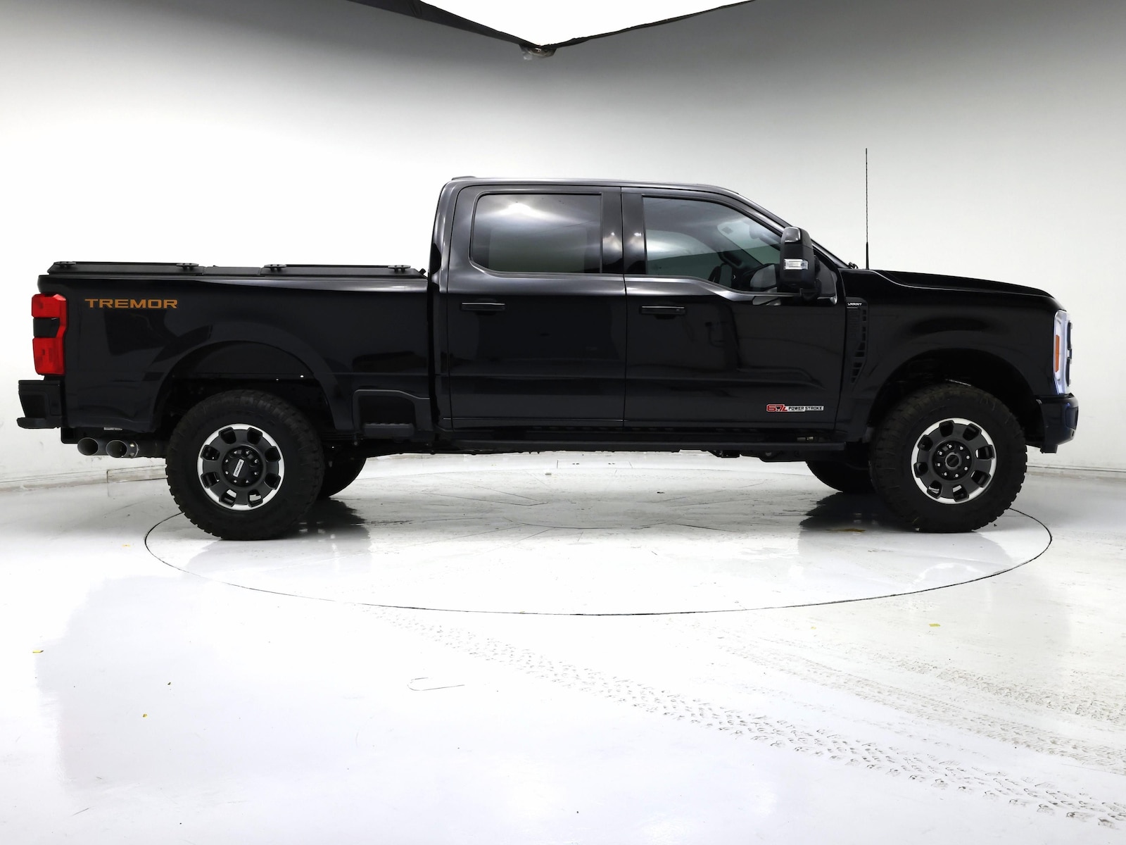 2023 Ford F-250 Super Duty Lariat - Photo 8
