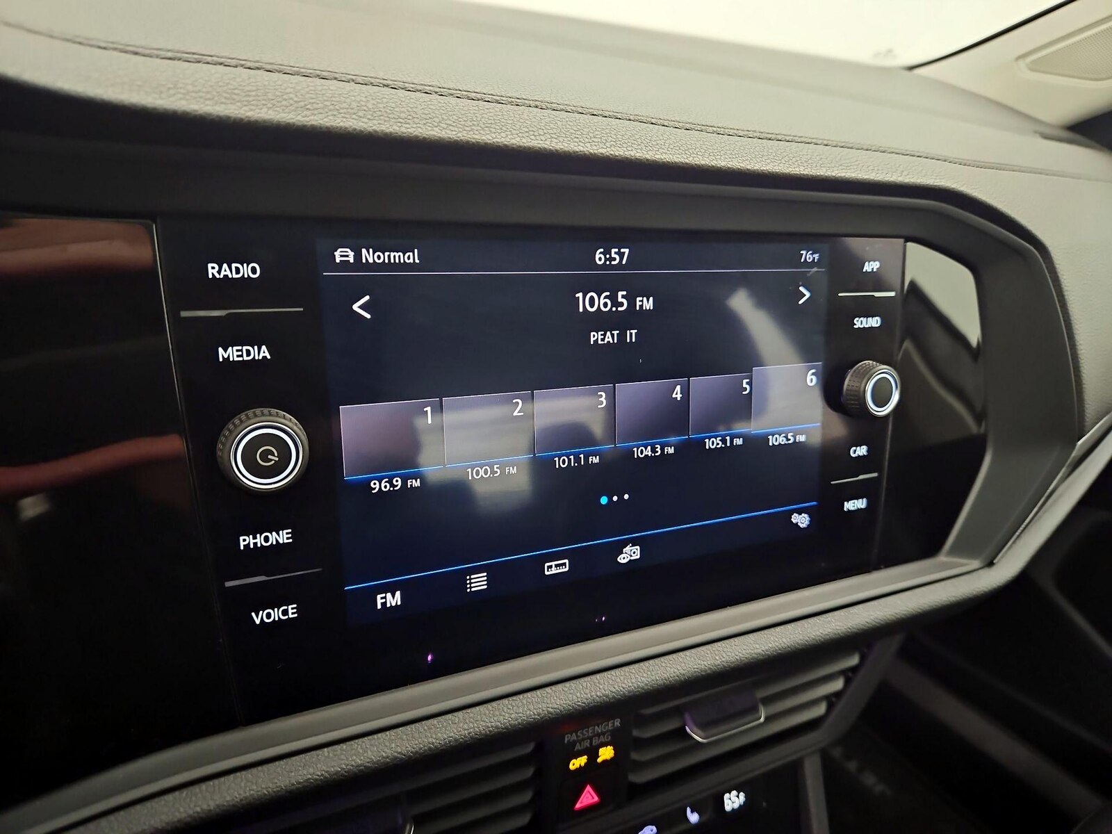 2019 Volkswagen Jetta SEL - Photo 15