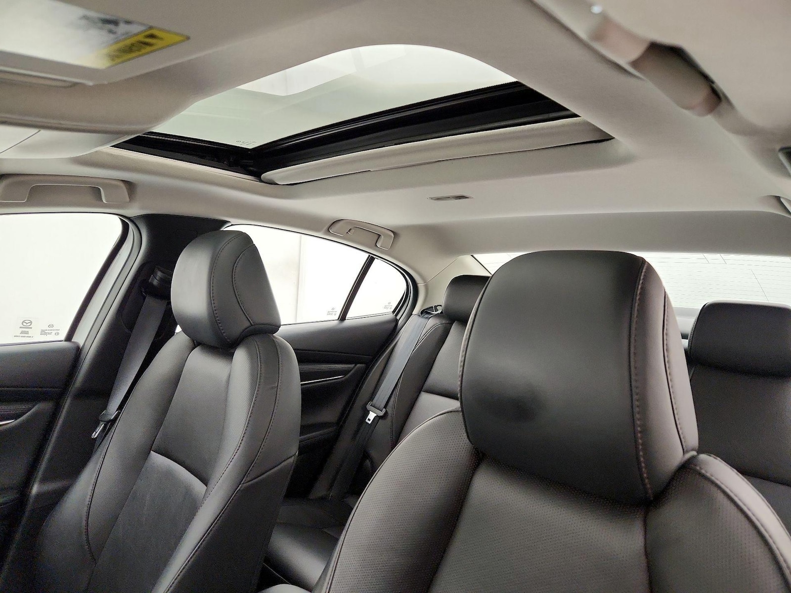 Sunroof(s) & Overhead Airbags