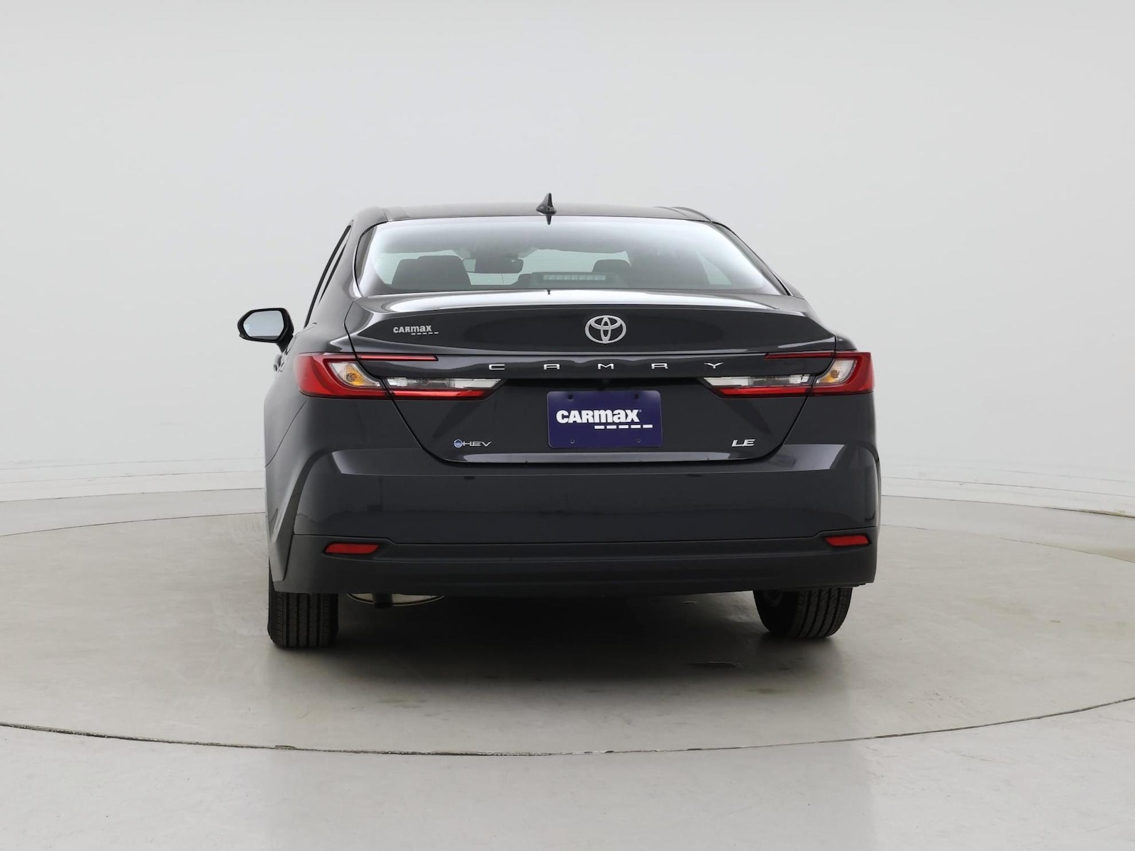 2026 Toyota Camry LE - Photo 7