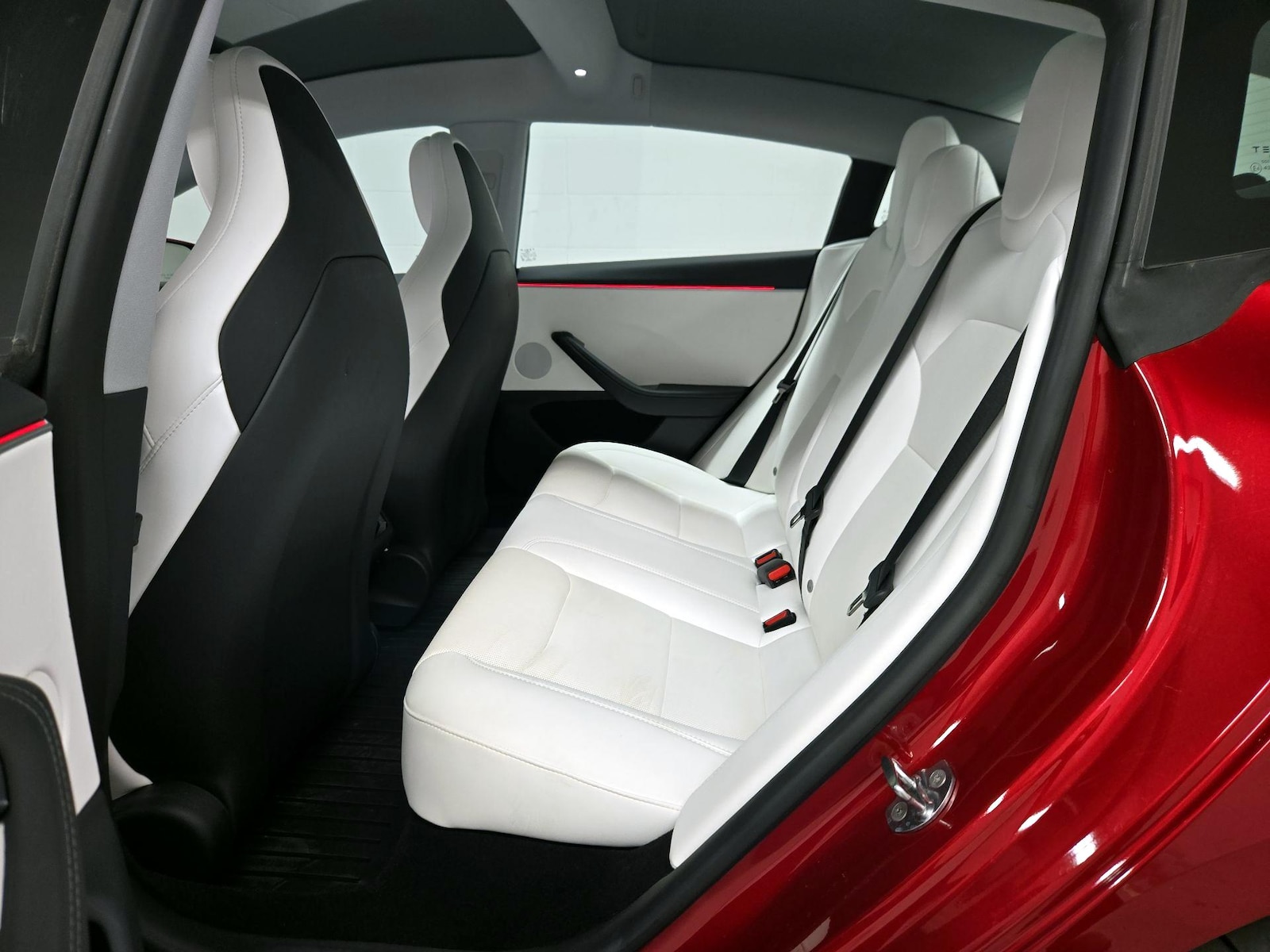 2025 Tesla Model 3 Performance - Photo 21
