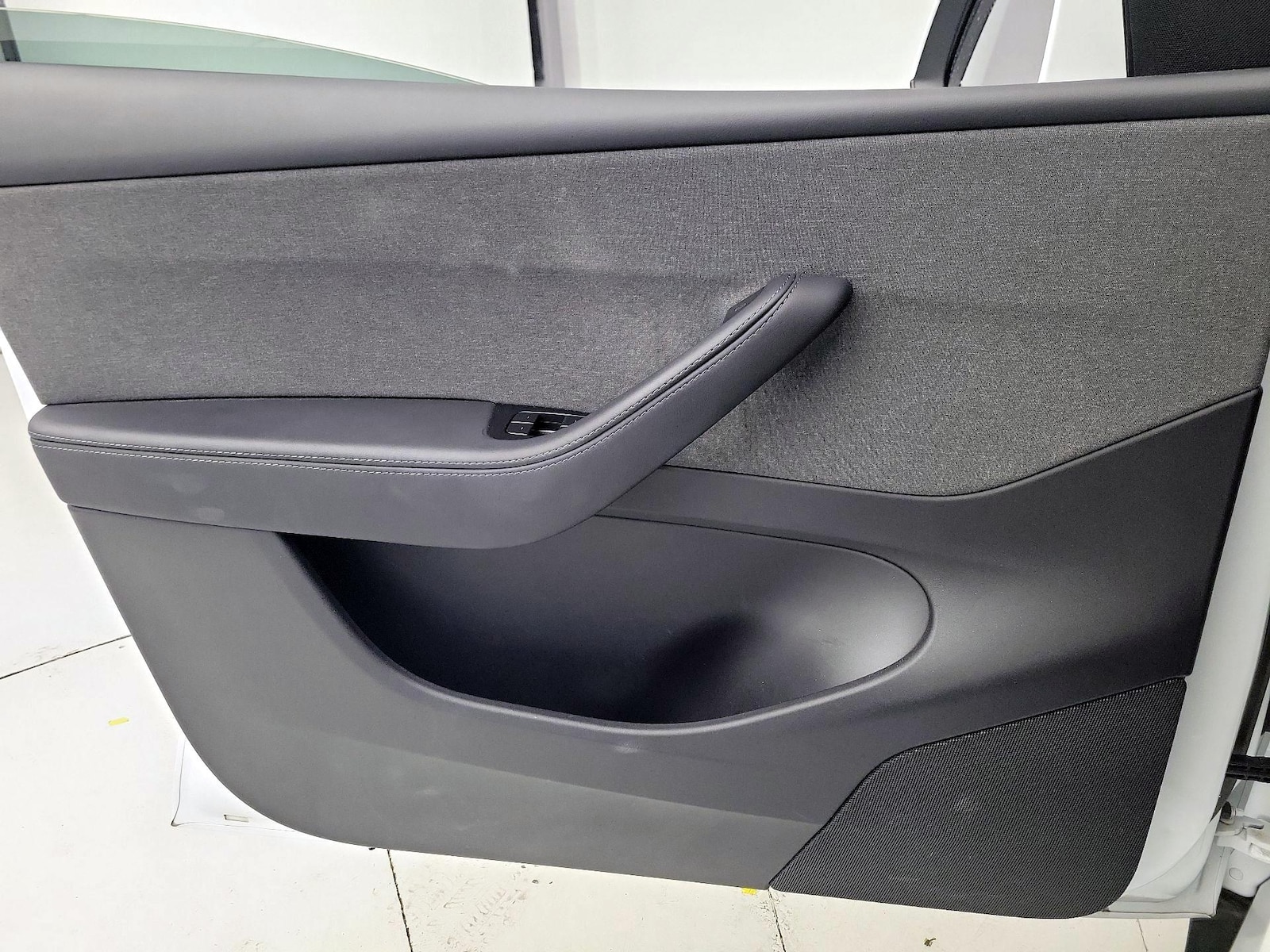 2026 Tesla Model Y Long Range - Photo 13