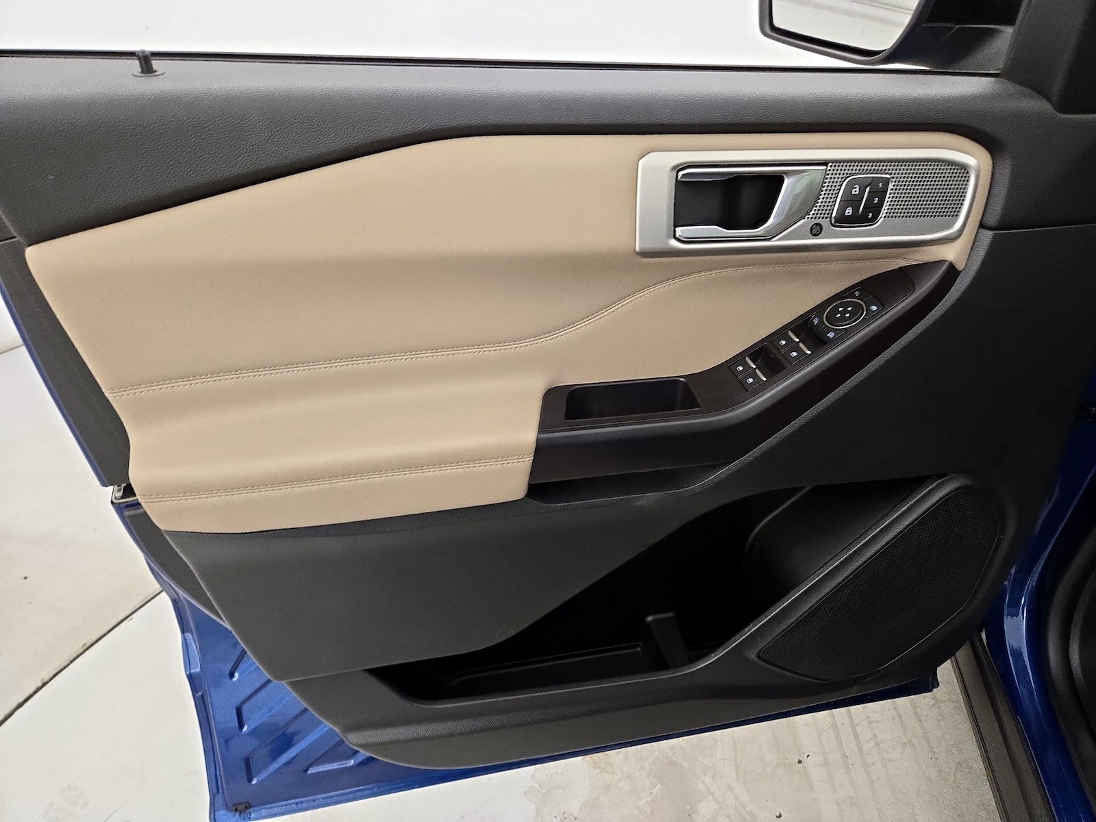 2020 Ford Explorer Limited - Photo 13