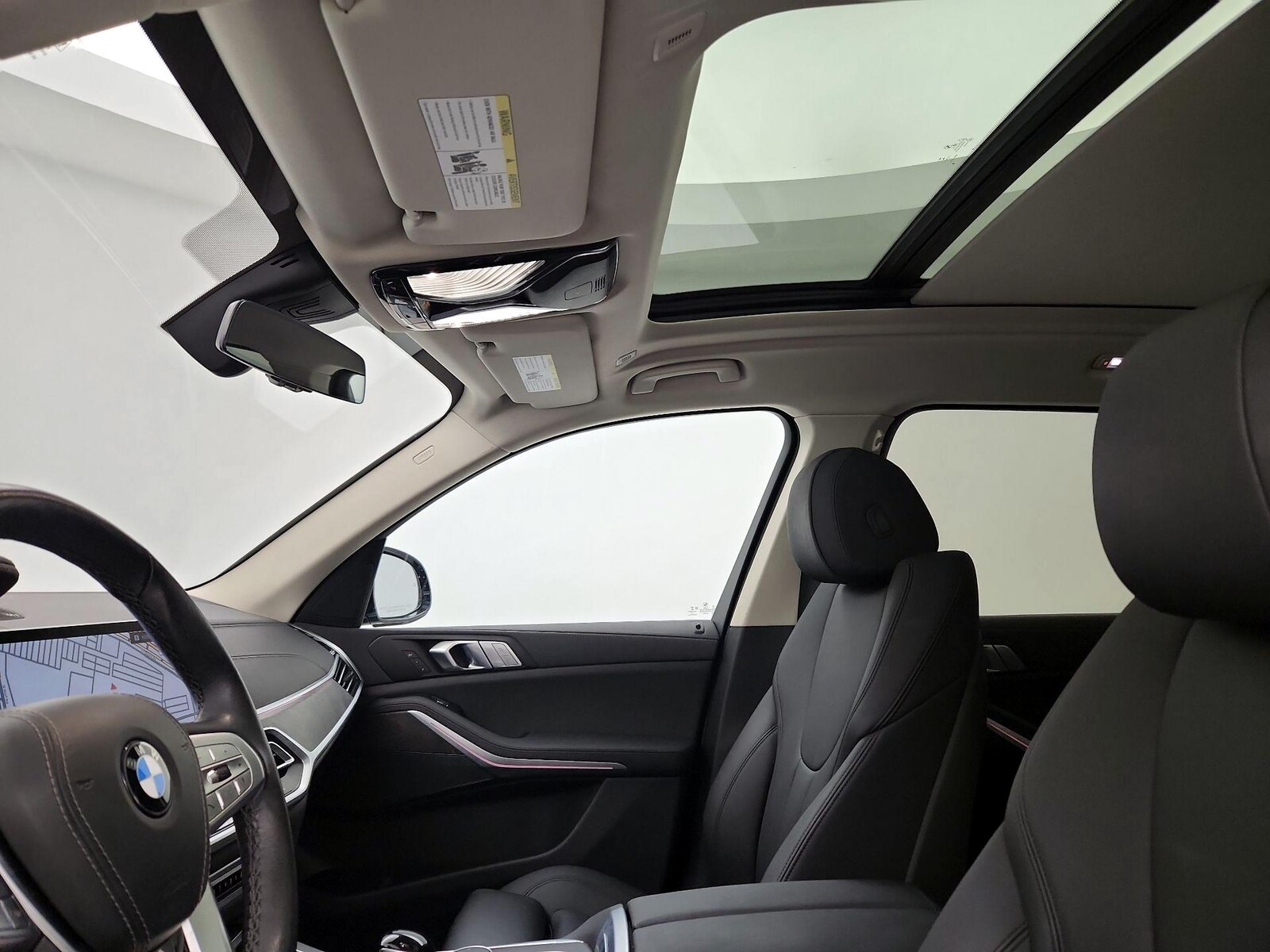 Panoramic Sunroof & Skylight(s)