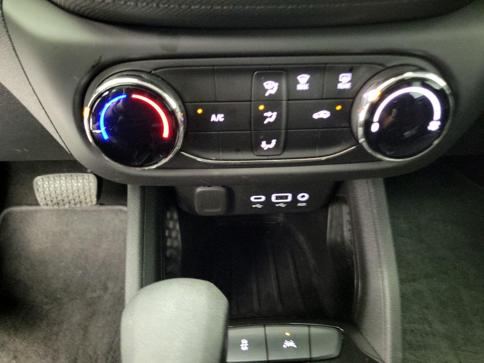 2023 Chevrolet TrailBlazer LS - Photo 17