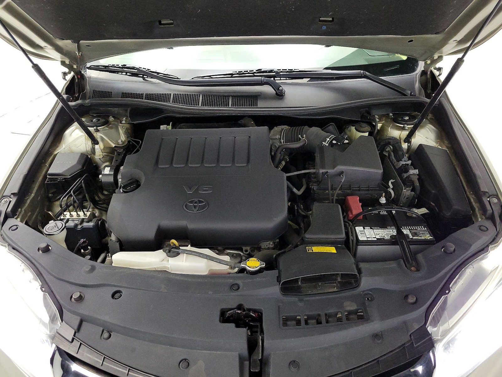 2015 Toyota Camry XLE - Photo 22