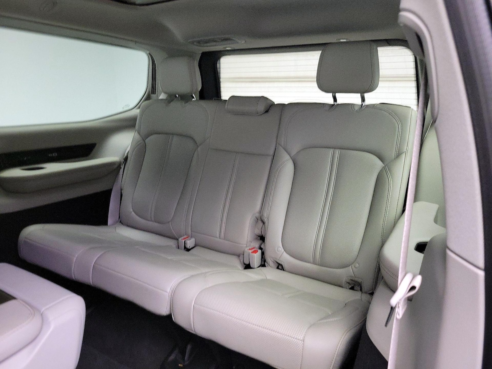 2022 Jeep Grand Wagoneer Series I - Photo 22