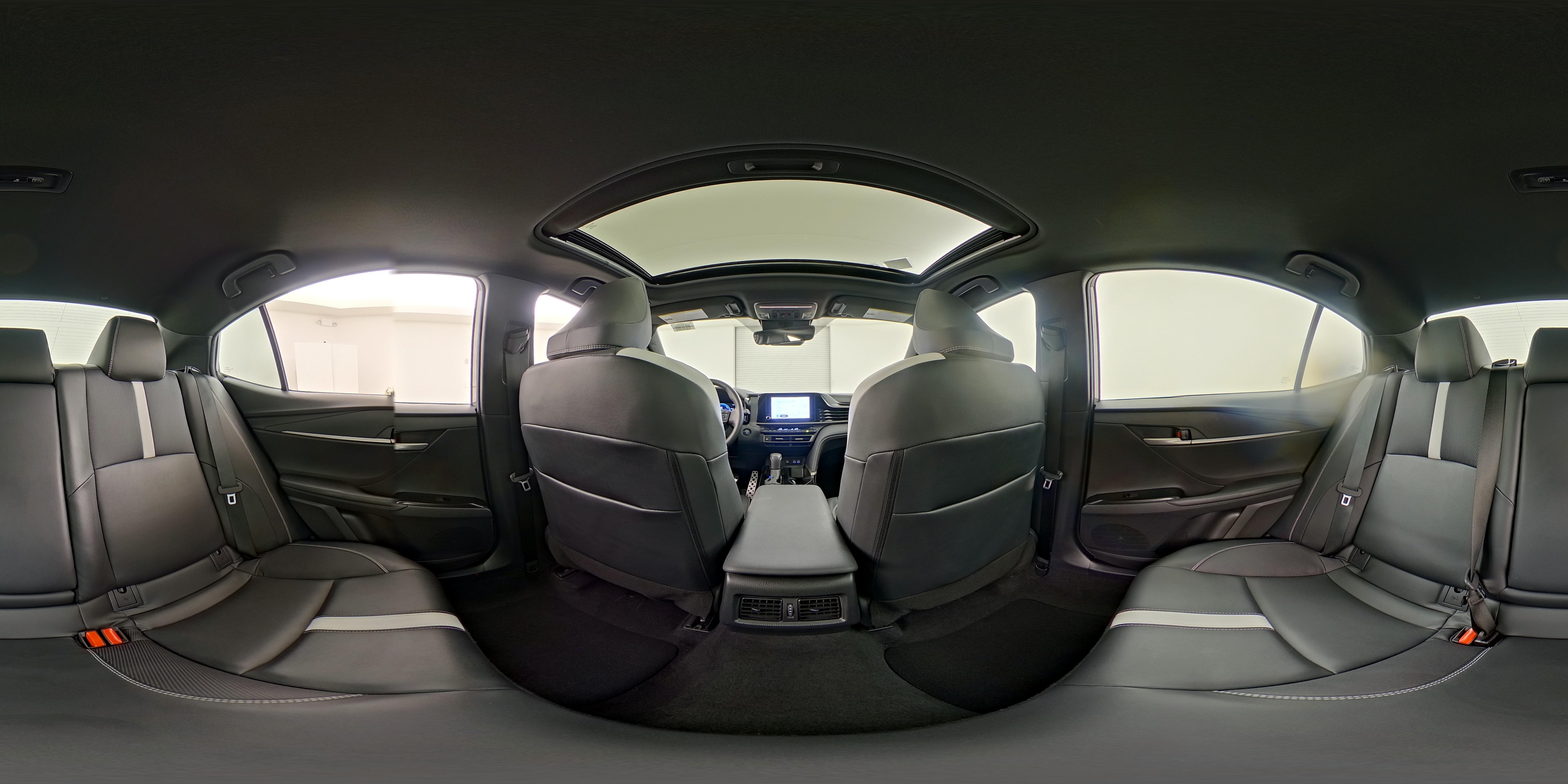 2025 Toyota Camry SE - Photo 26