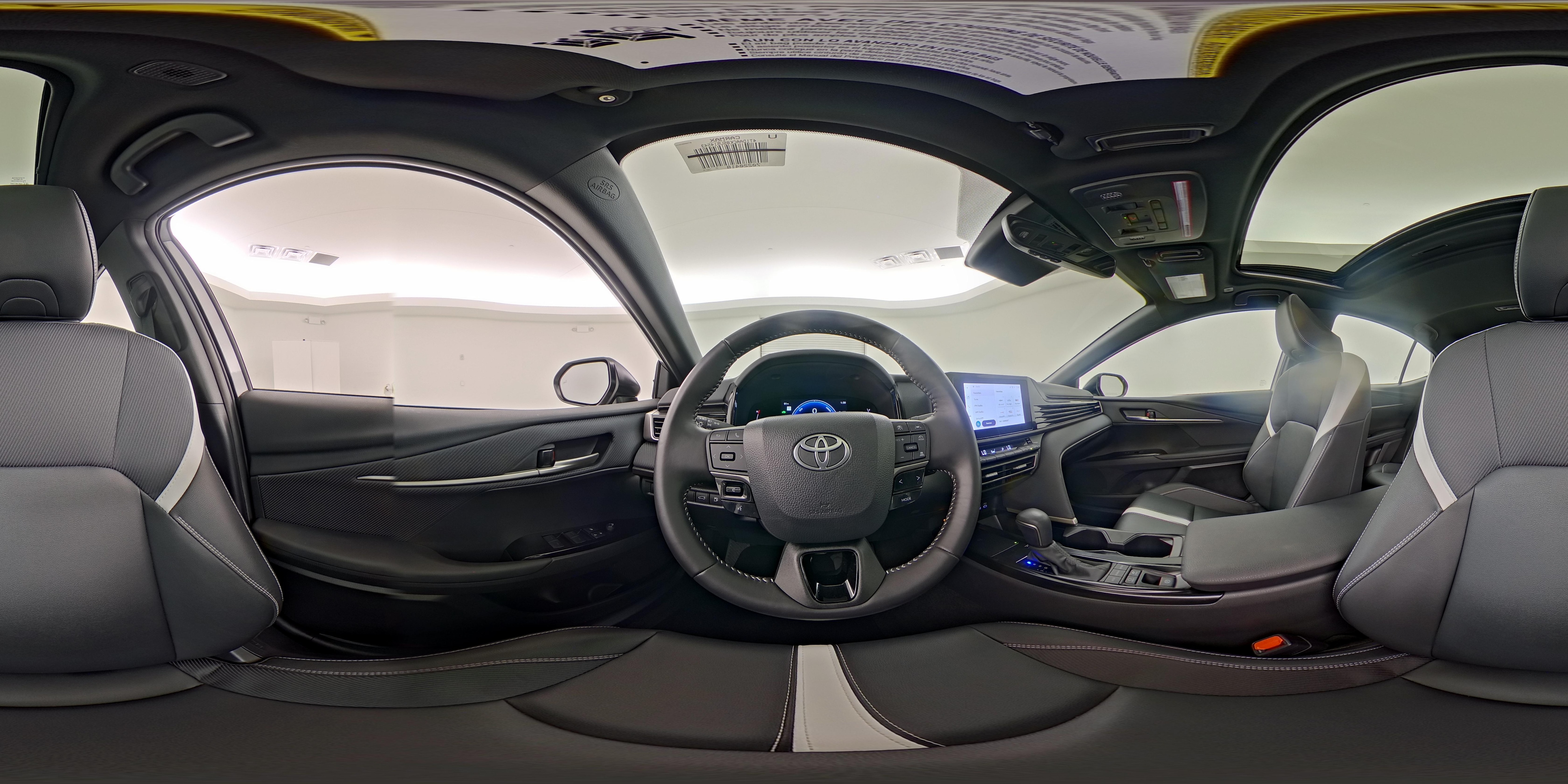 2025 Toyota Camry SE - Photo 27