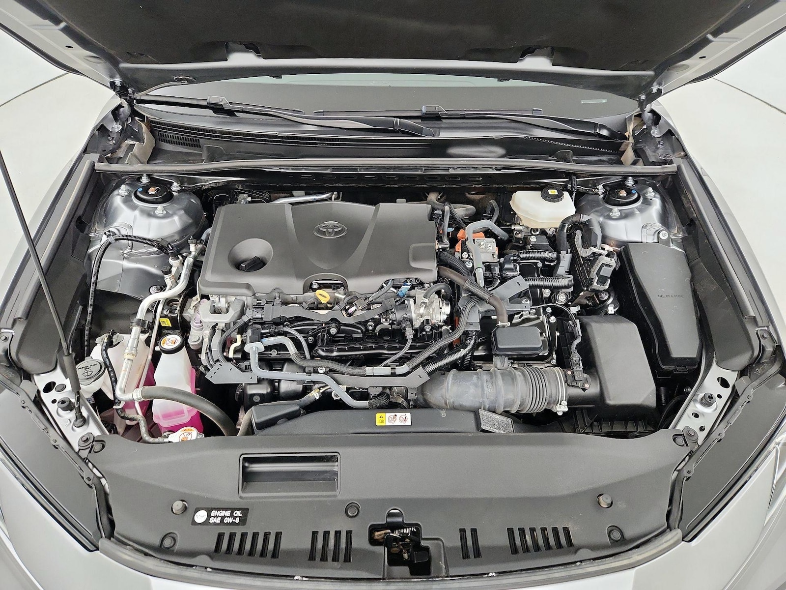 2025 Toyota Camry SE - Photo 23