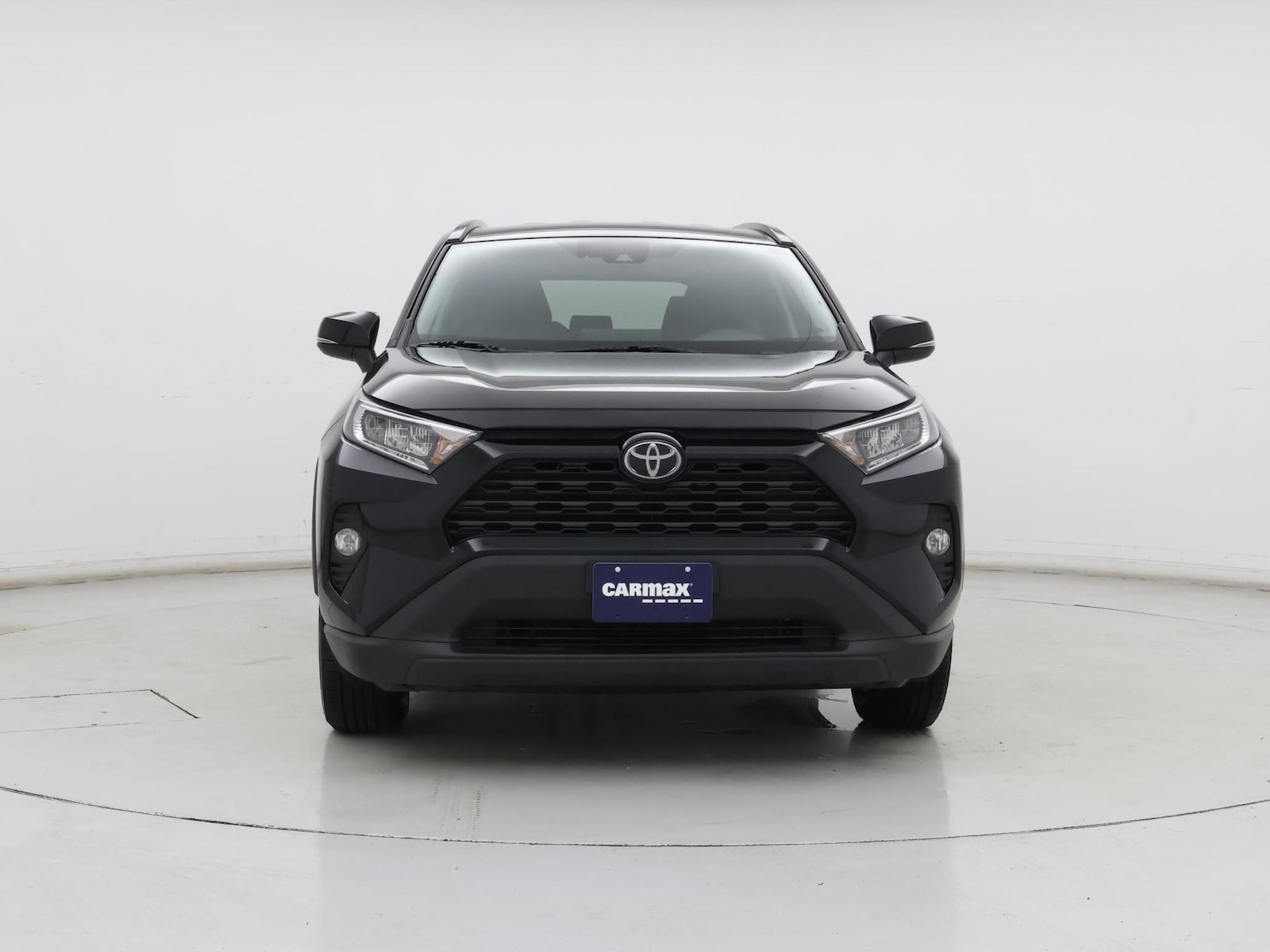 2020 Toyota RAV4 XLE - Photo 6