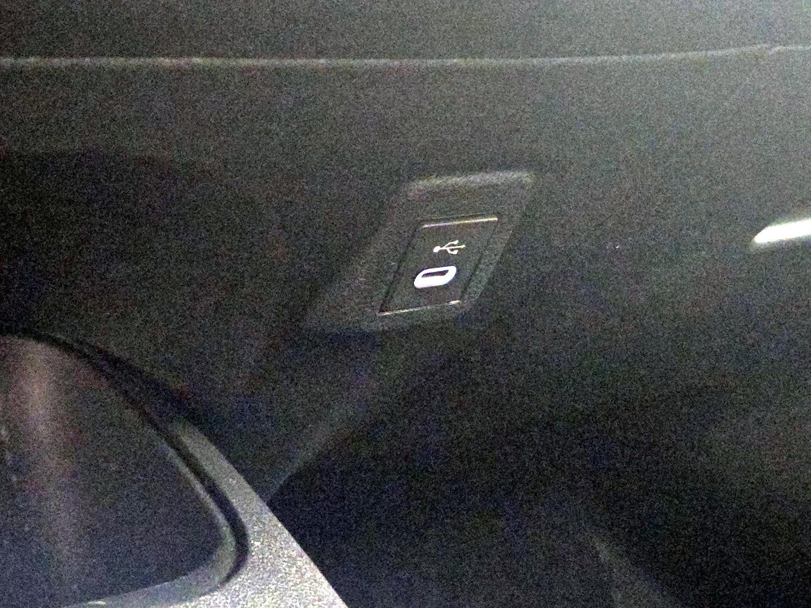 2024 Toyota Corolla LE - Photo 19