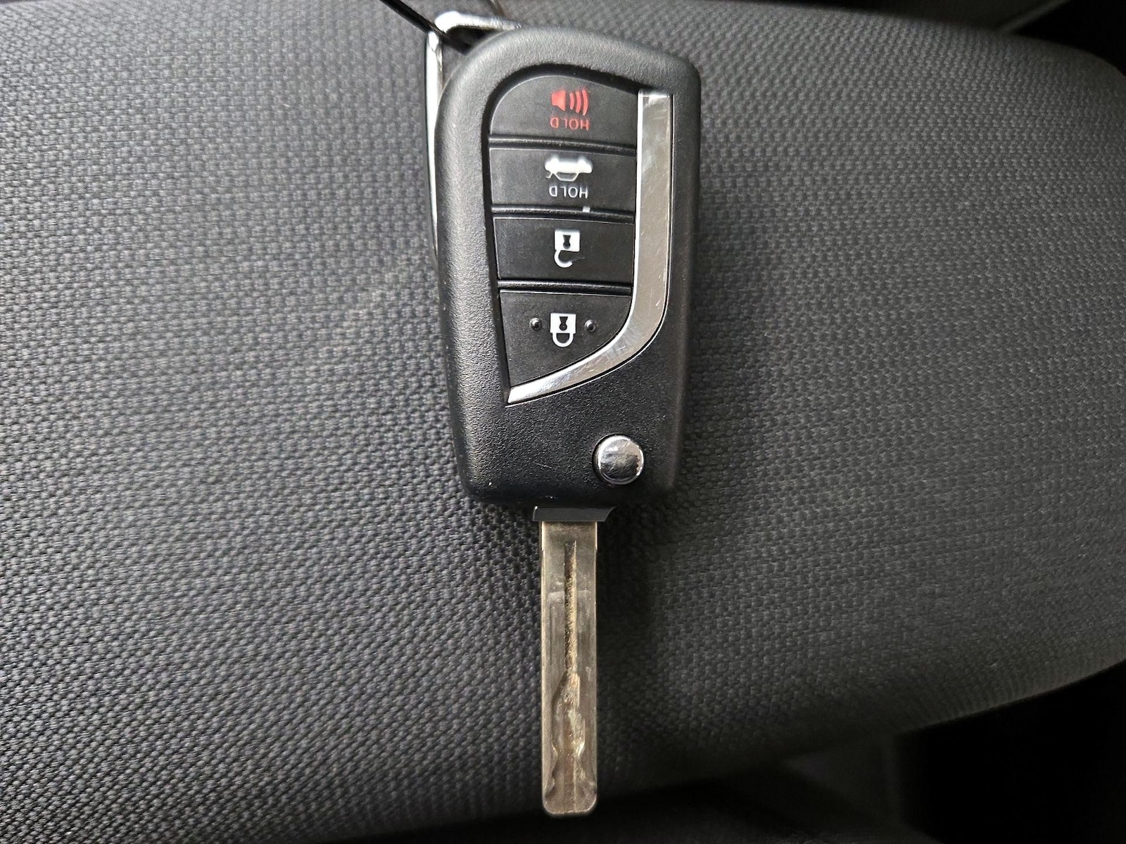 2024 Toyota Corolla LE - Photo 23