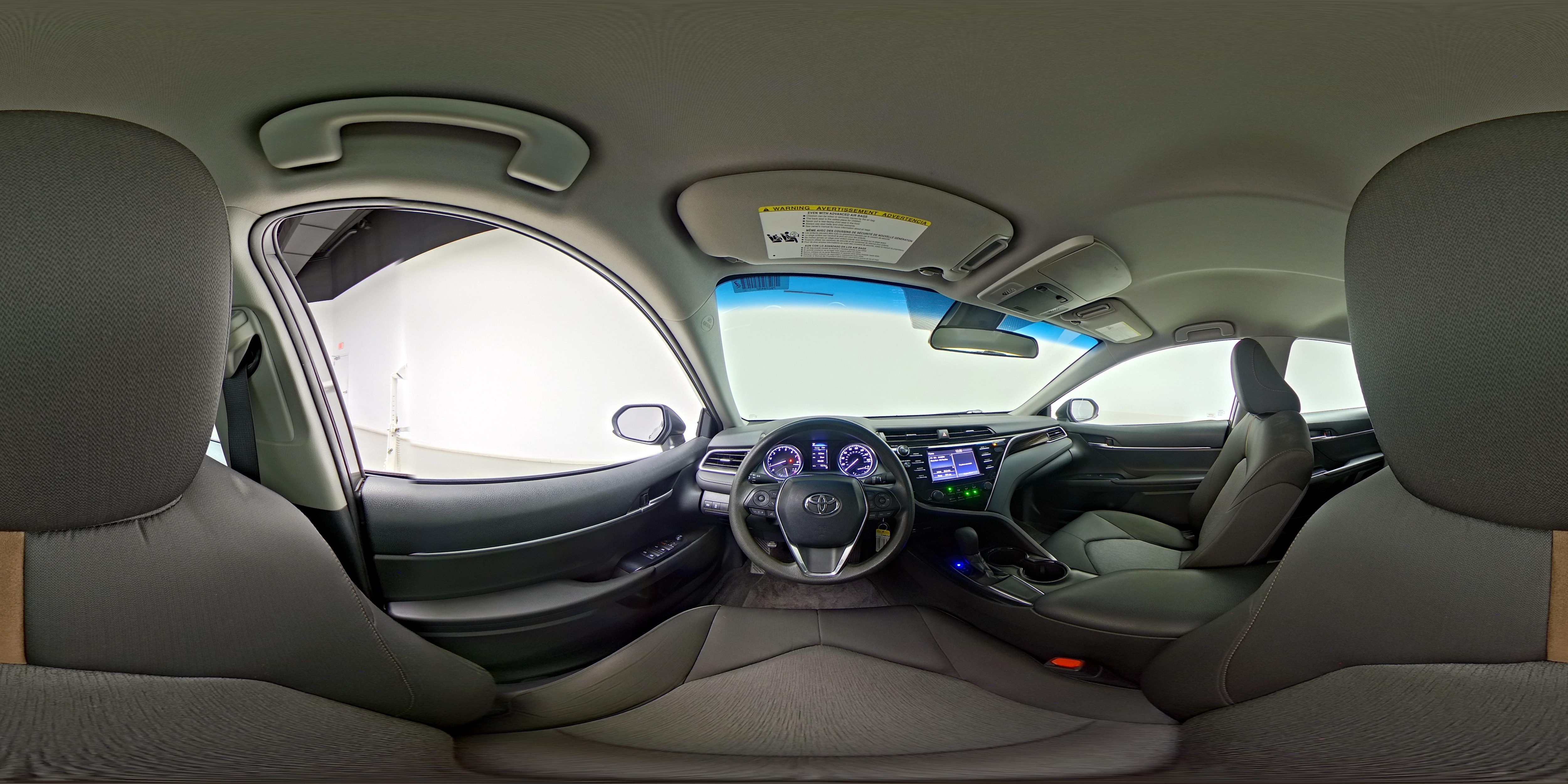 2018 Toyota Camry LE - Photo 26
