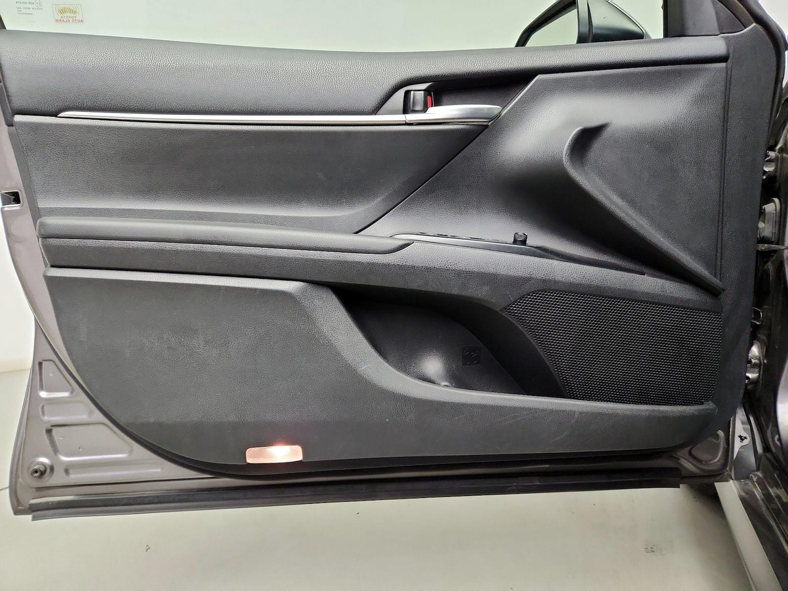 2018 Toyota Camry LE - Photo 13