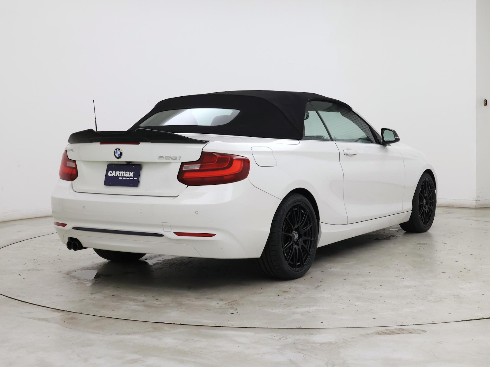 2015 BMW 2 Series 228i - Photo 9