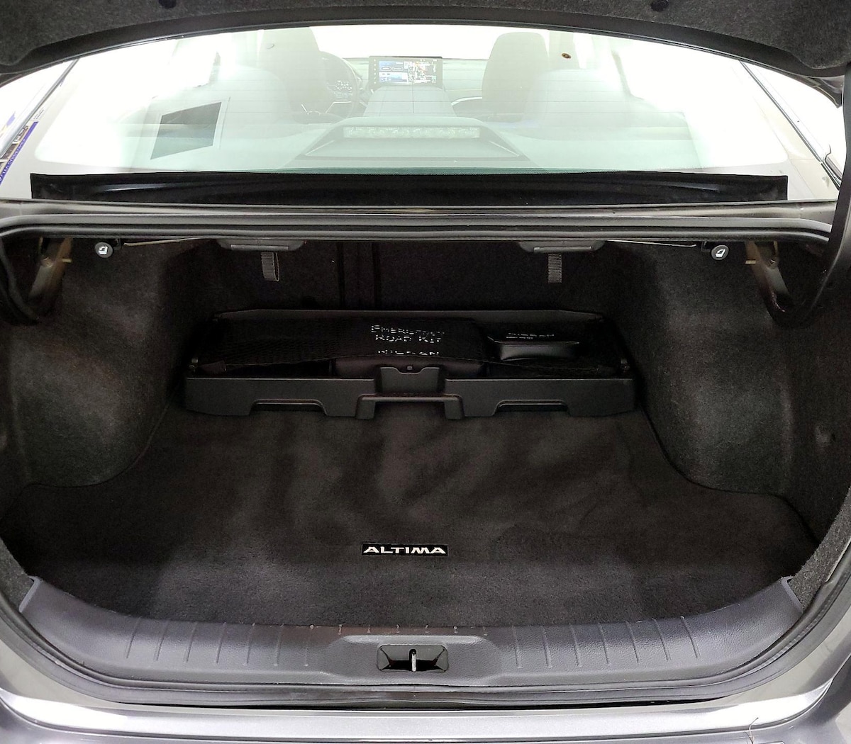 Trunk/Cargo (Seats Up)