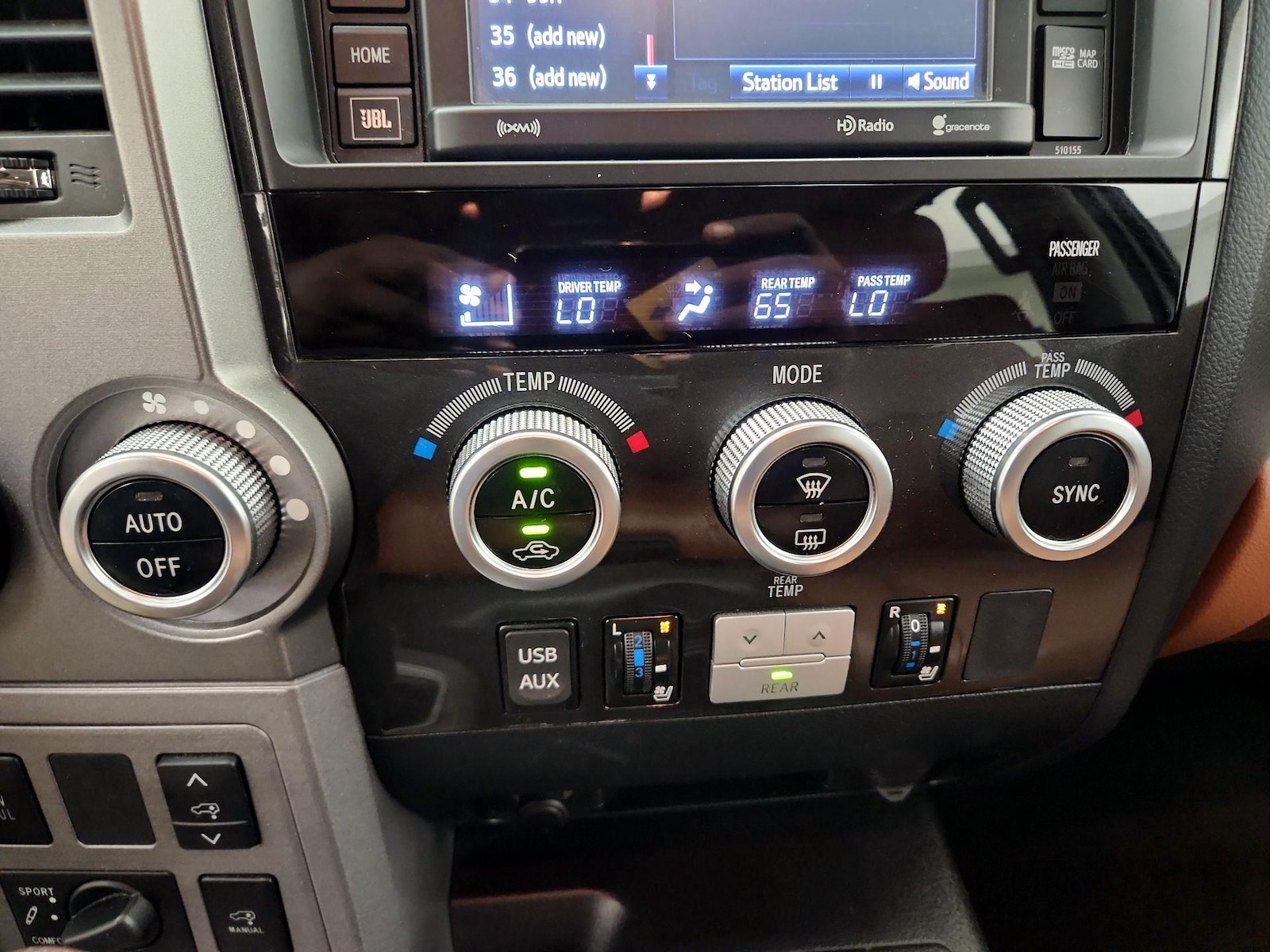 2016 Toyota Sequoia Platinum - Photo 18