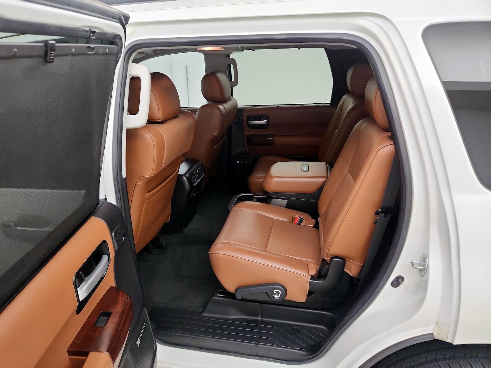 2016 Toyota Sequoia Platinum - Photo 22