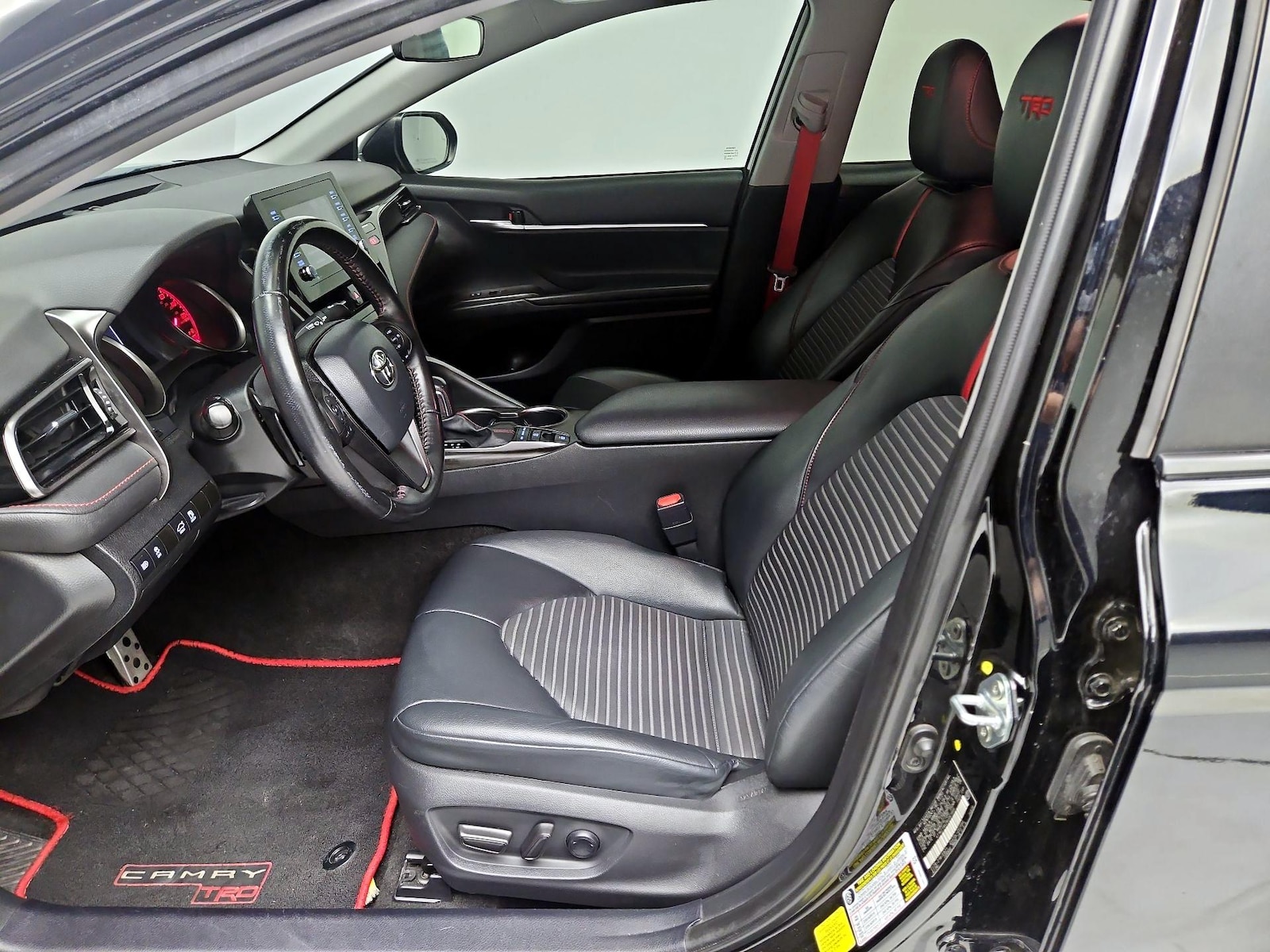 Power Seat(s) & Side Airbags