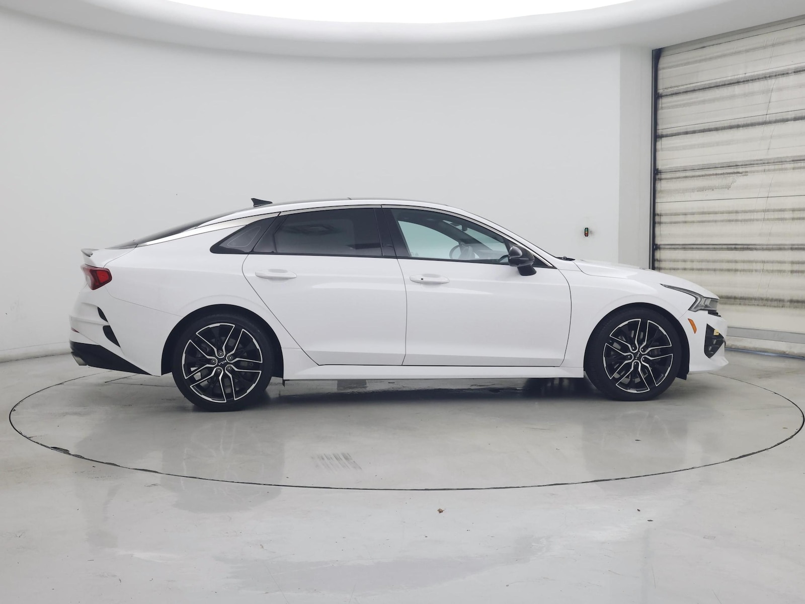 2022 Kia K5 GT - Photo 8