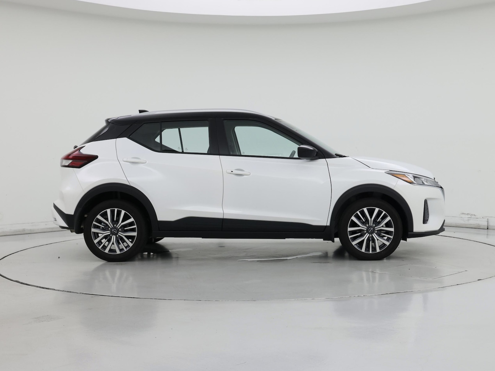 2024 Nissan Kicks SV - Photo 8