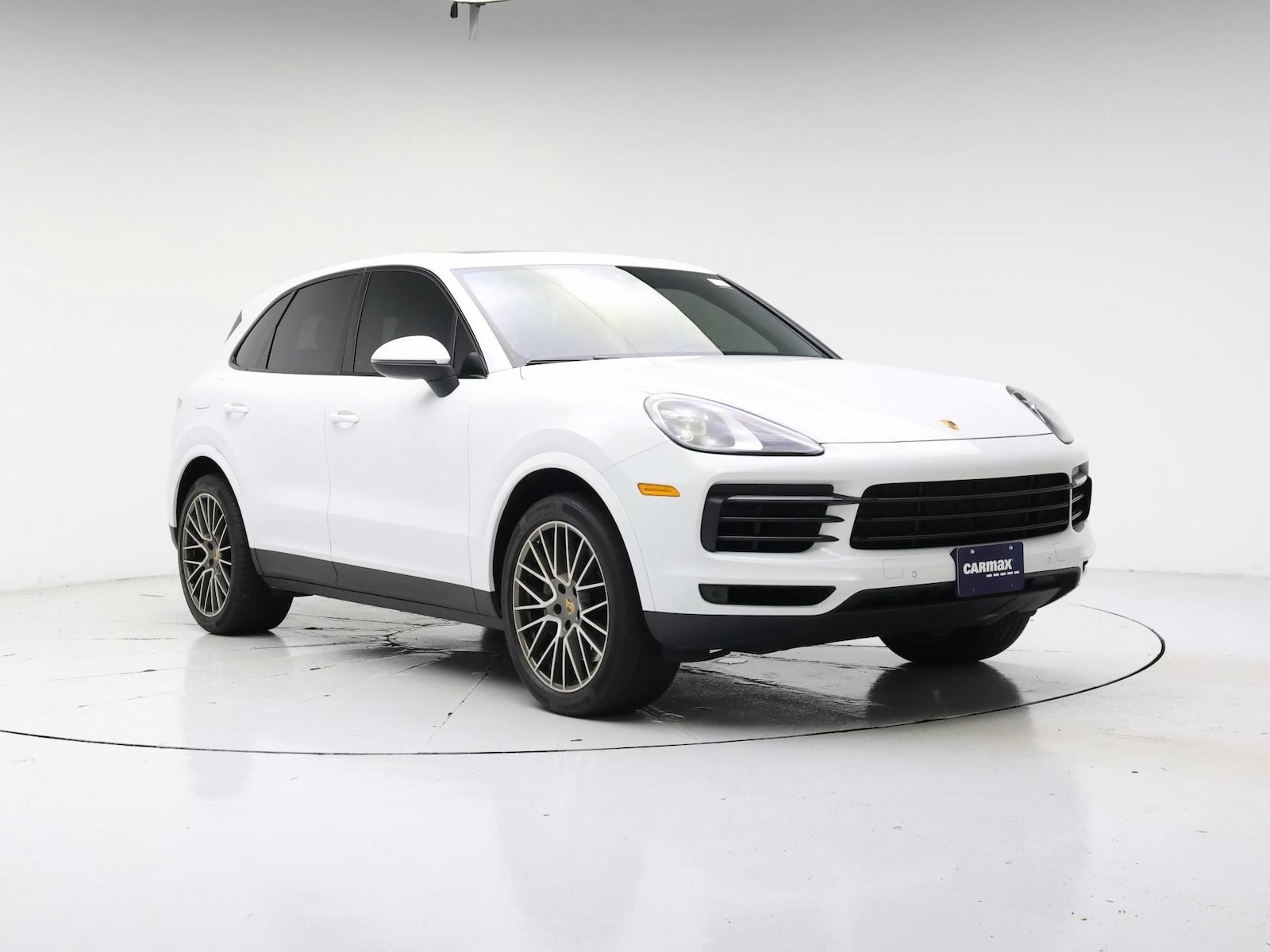 2023 Porsche Cayenne Platinum Edition - Photo 2