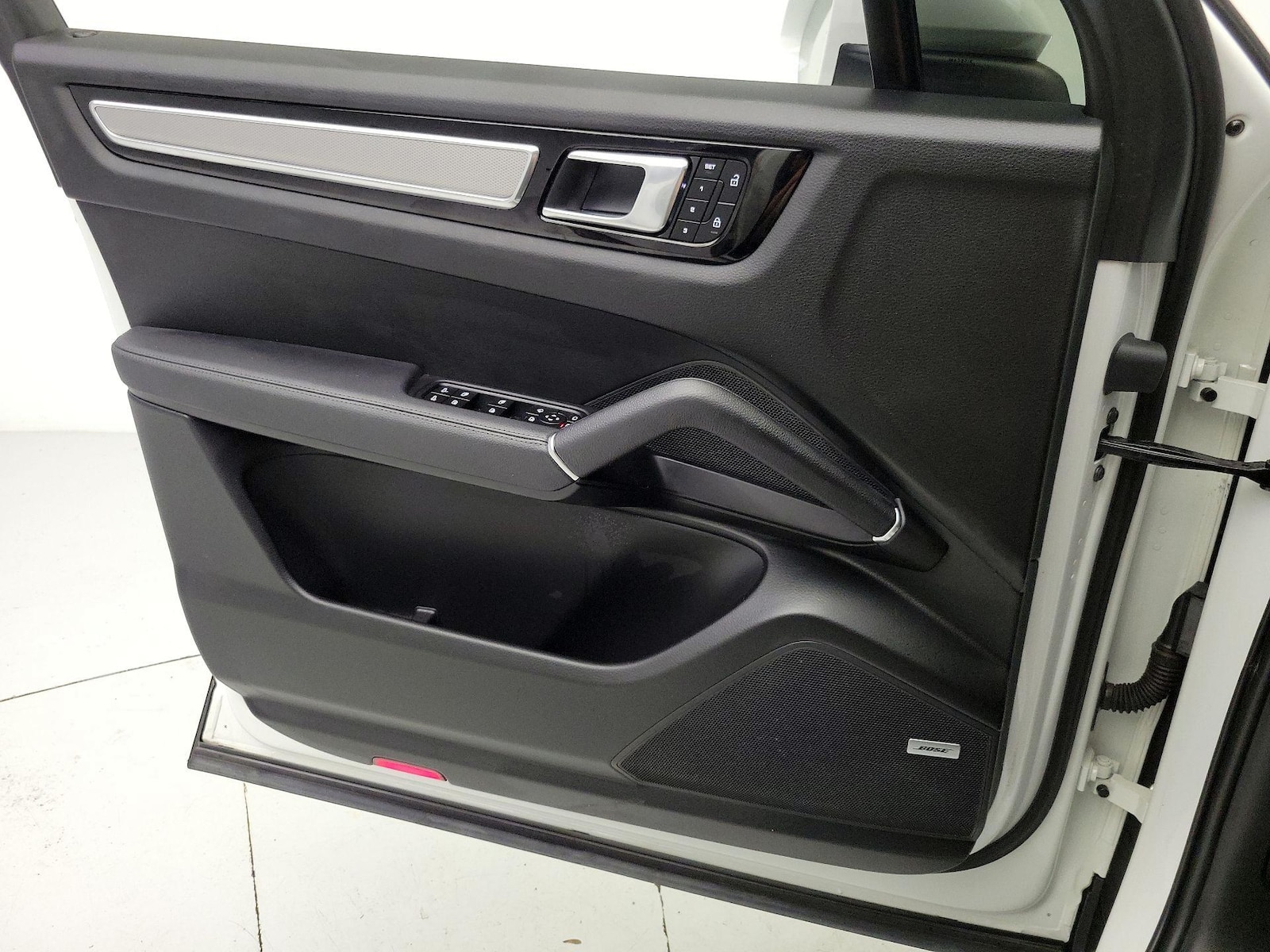 2023 Porsche Cayenne Platinum Edition - Photo 13