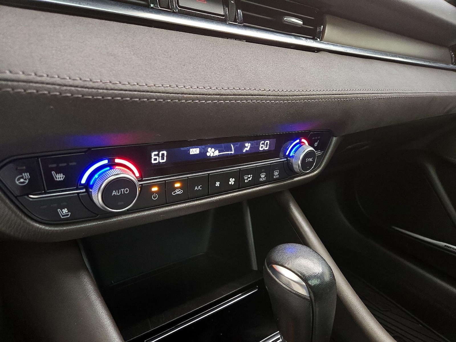 2018 Mazda Mazda6 Signature - Photo 18