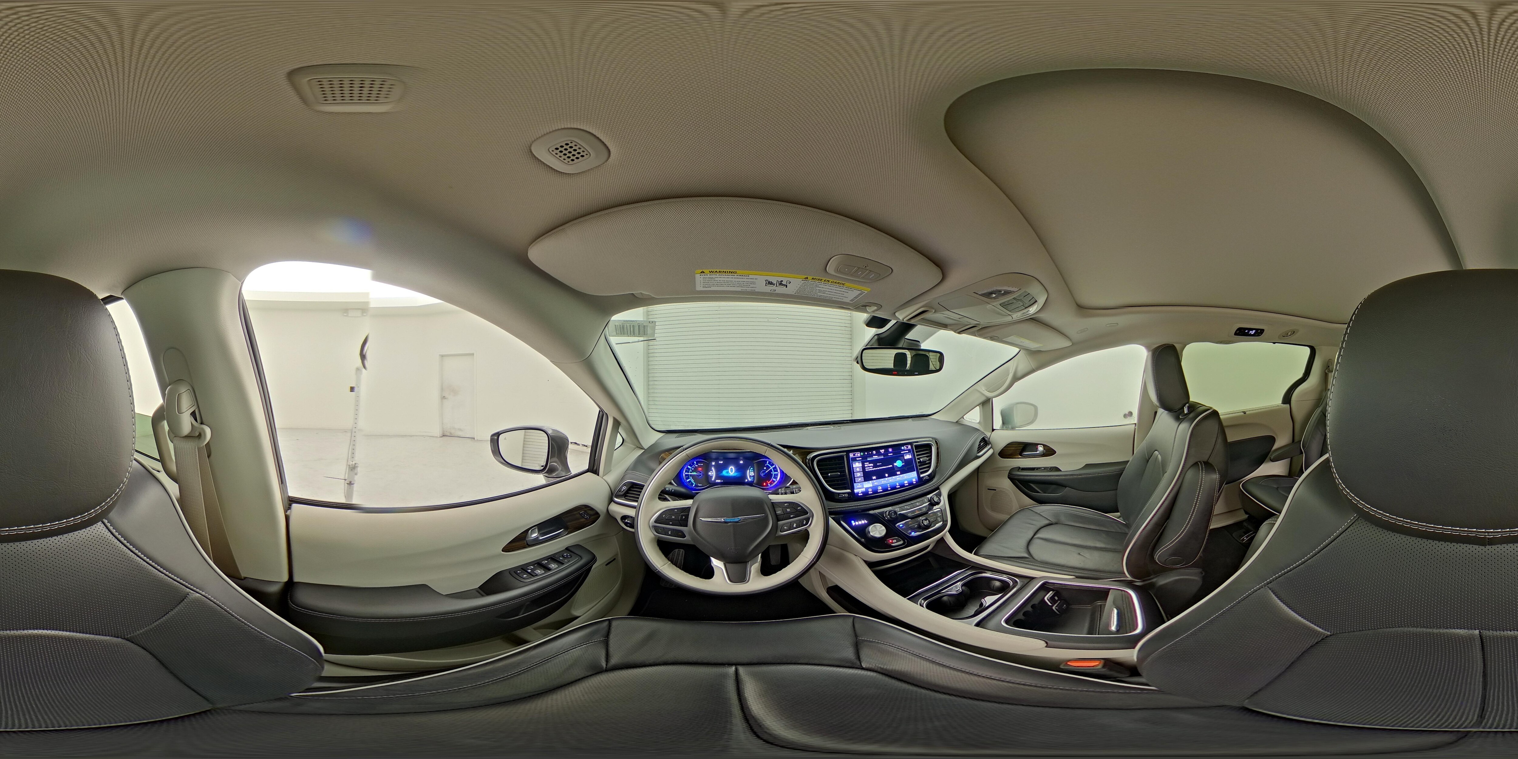 2021 Chrysler Pacifica Hybrid Limited - Photo 30