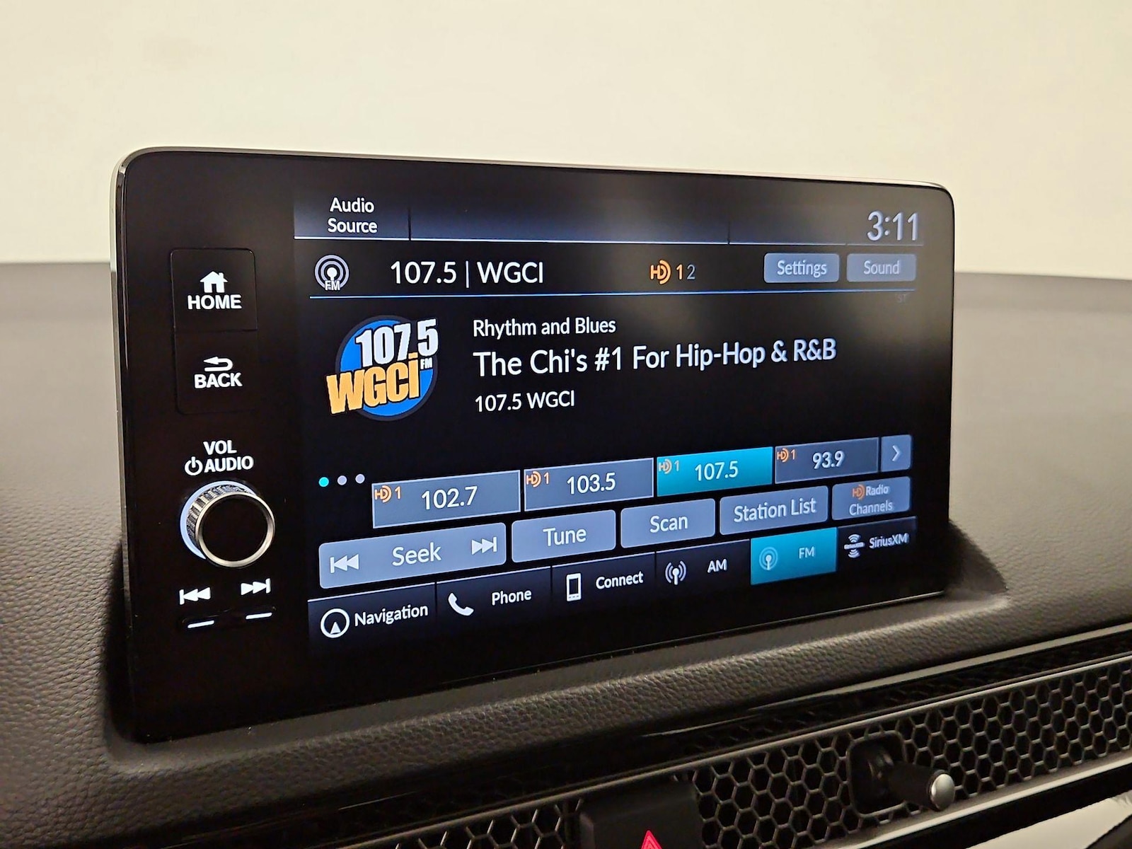 2024 Honda Civic Touring - Photo 16