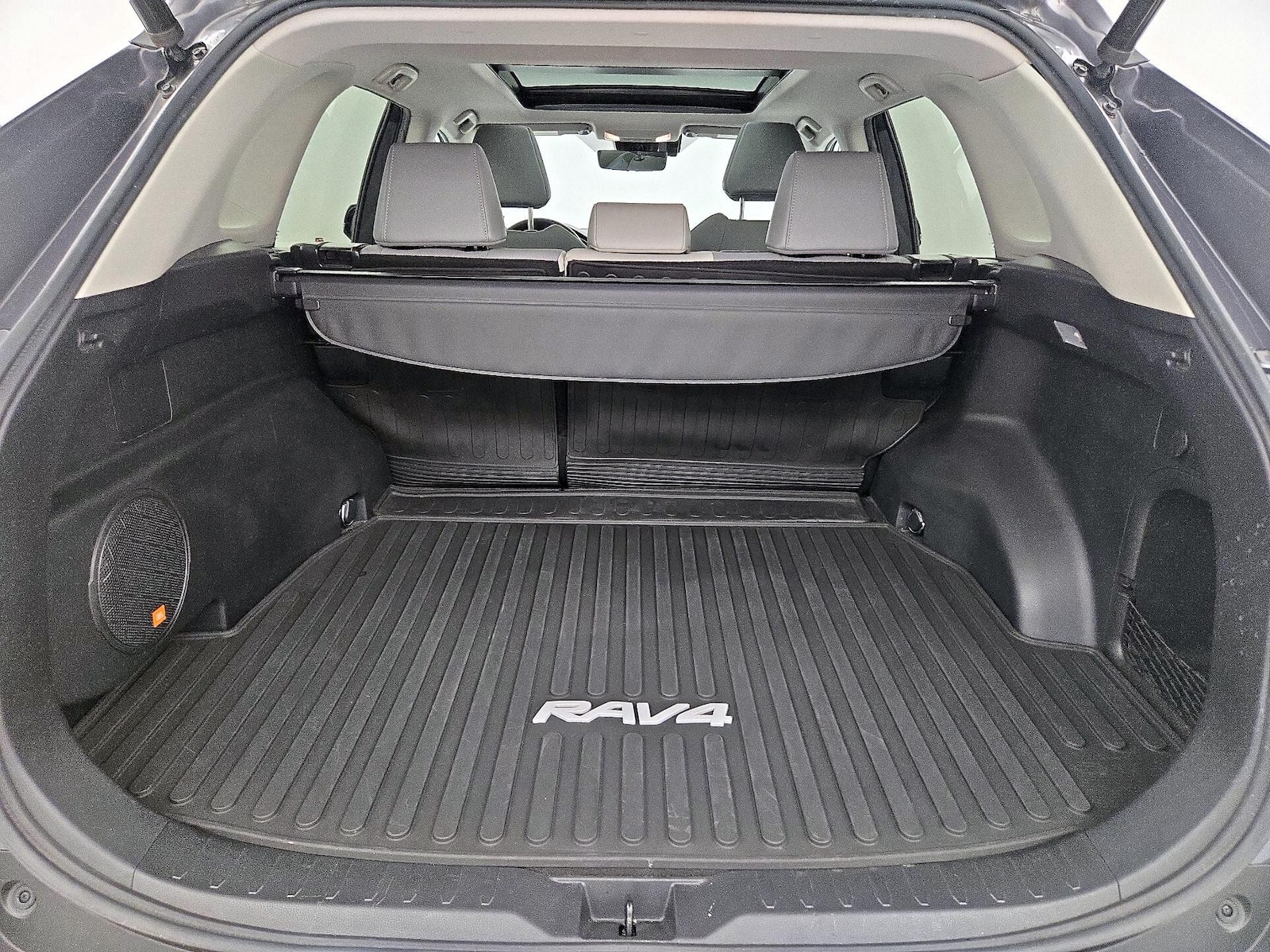 2021 Toyota RAV4 Limited - Photo 23