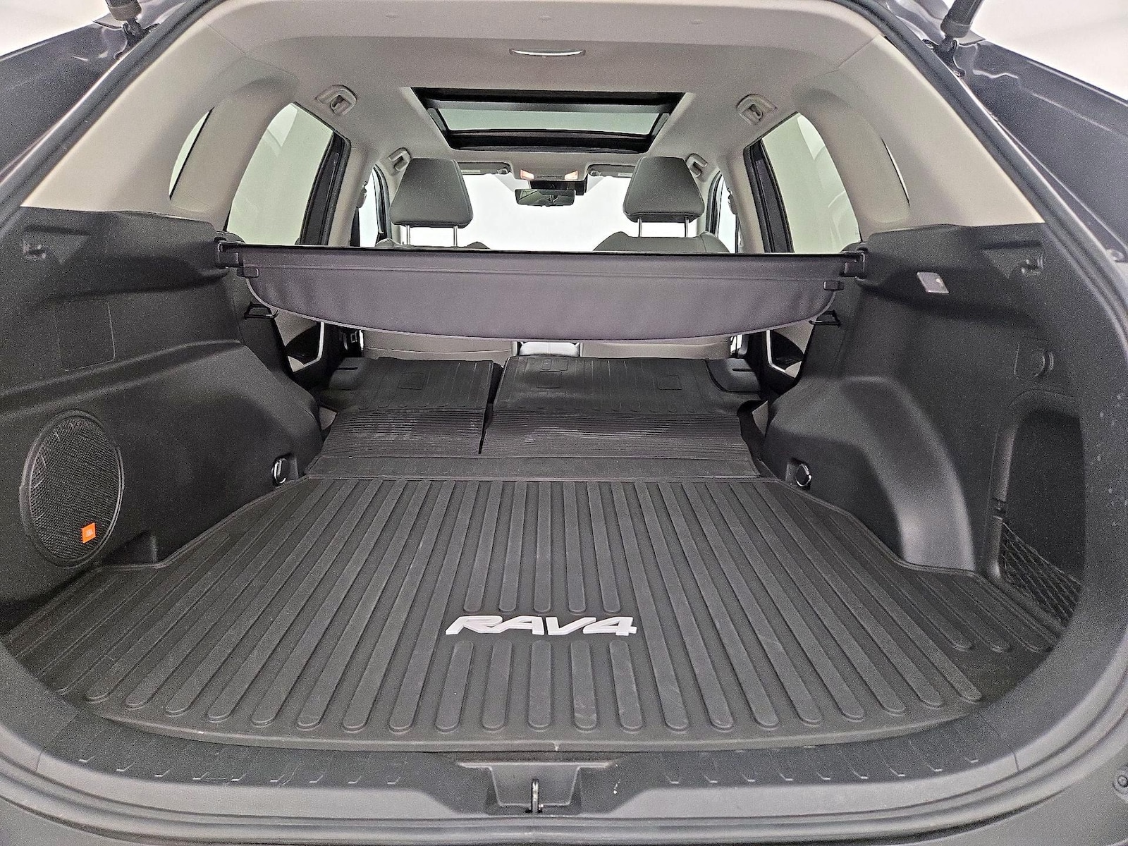 2021 Toyota RAV4 Limited - Photo 24