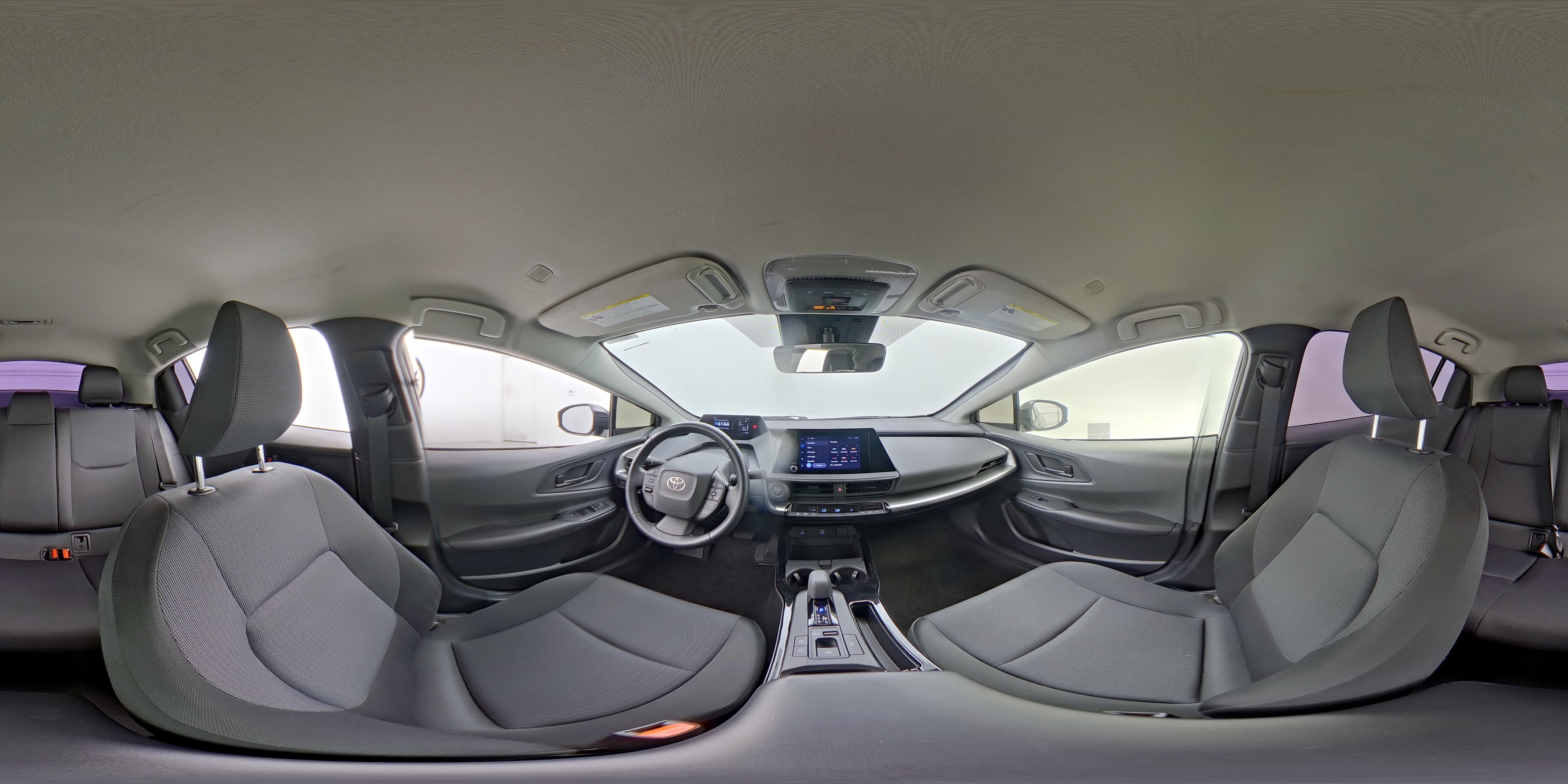 2024 Toyota Prius LE - Photo 24