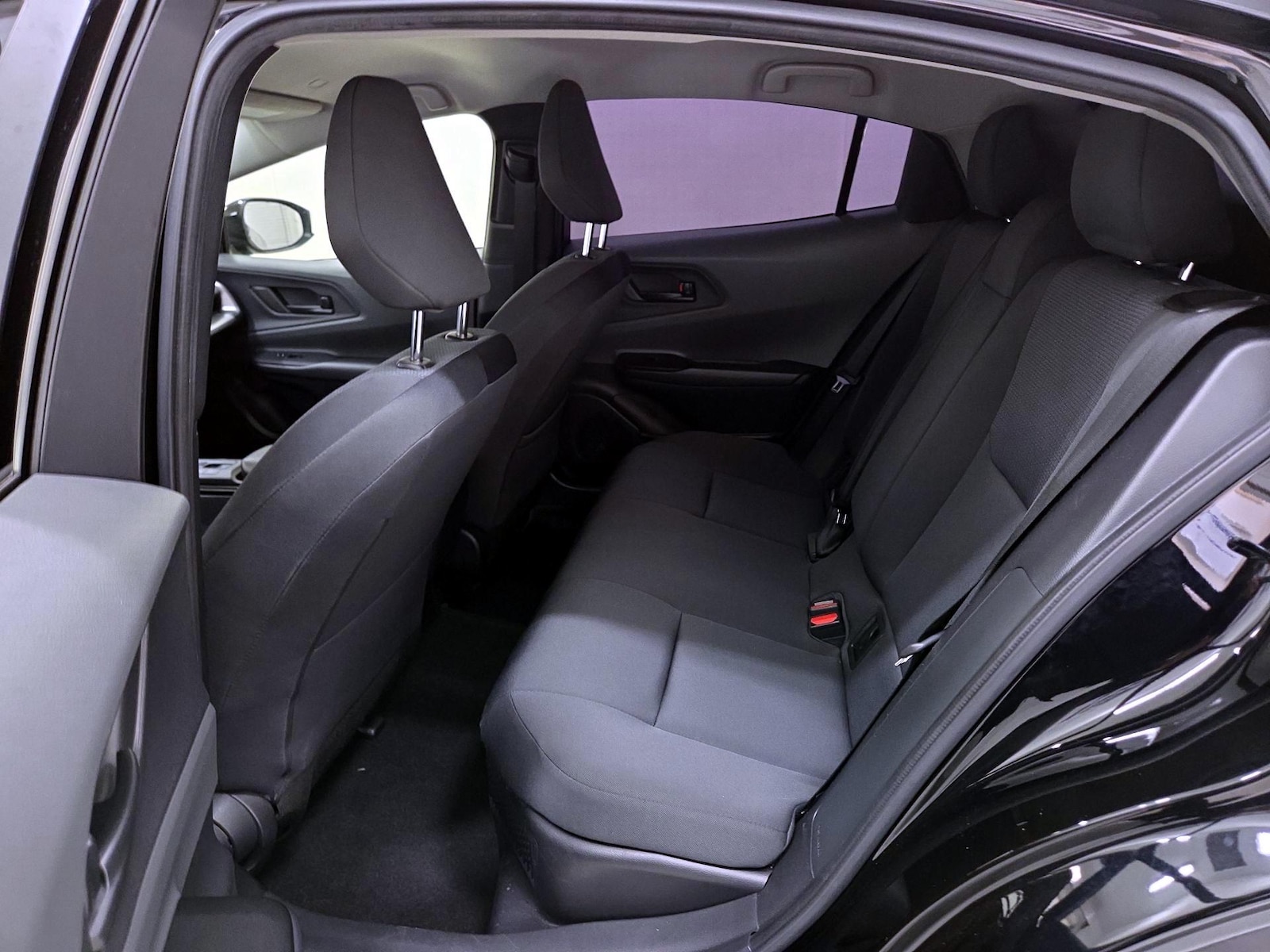 2024 Toyota Prius LE - Photo 20