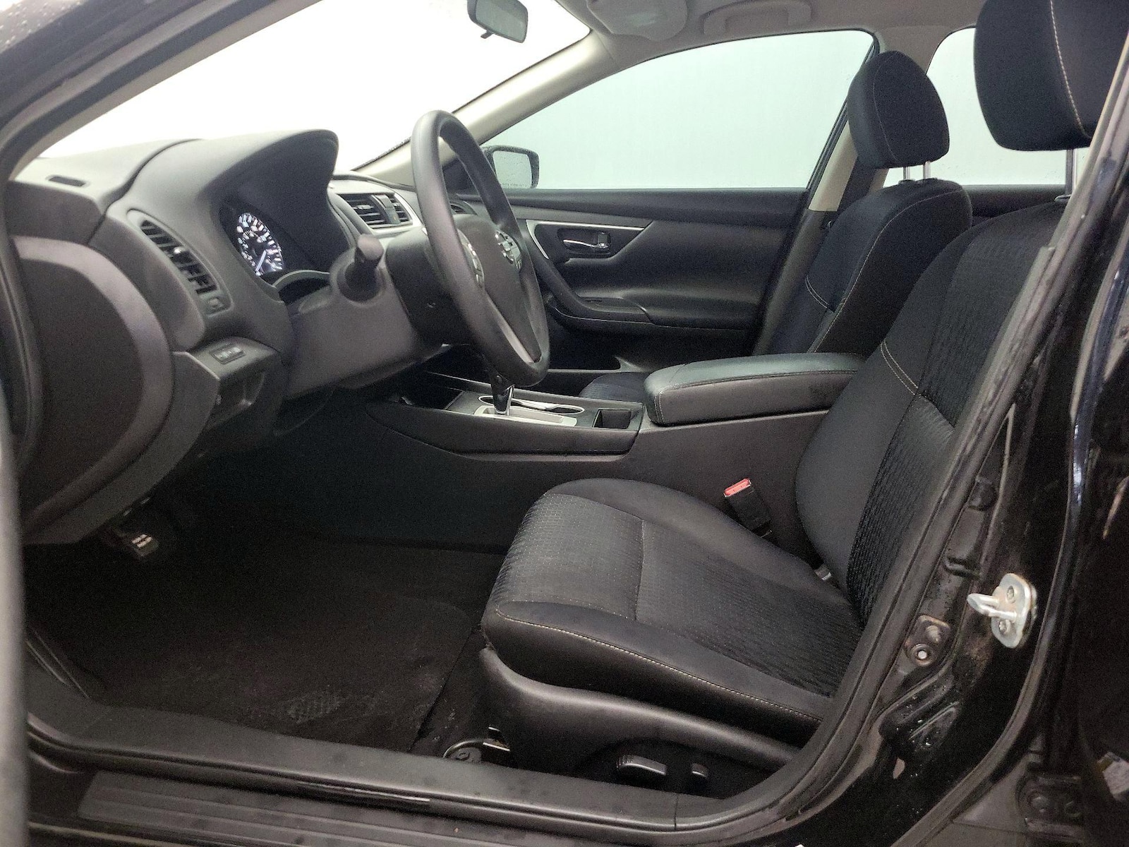 Power Seat(s) & Side Airbags