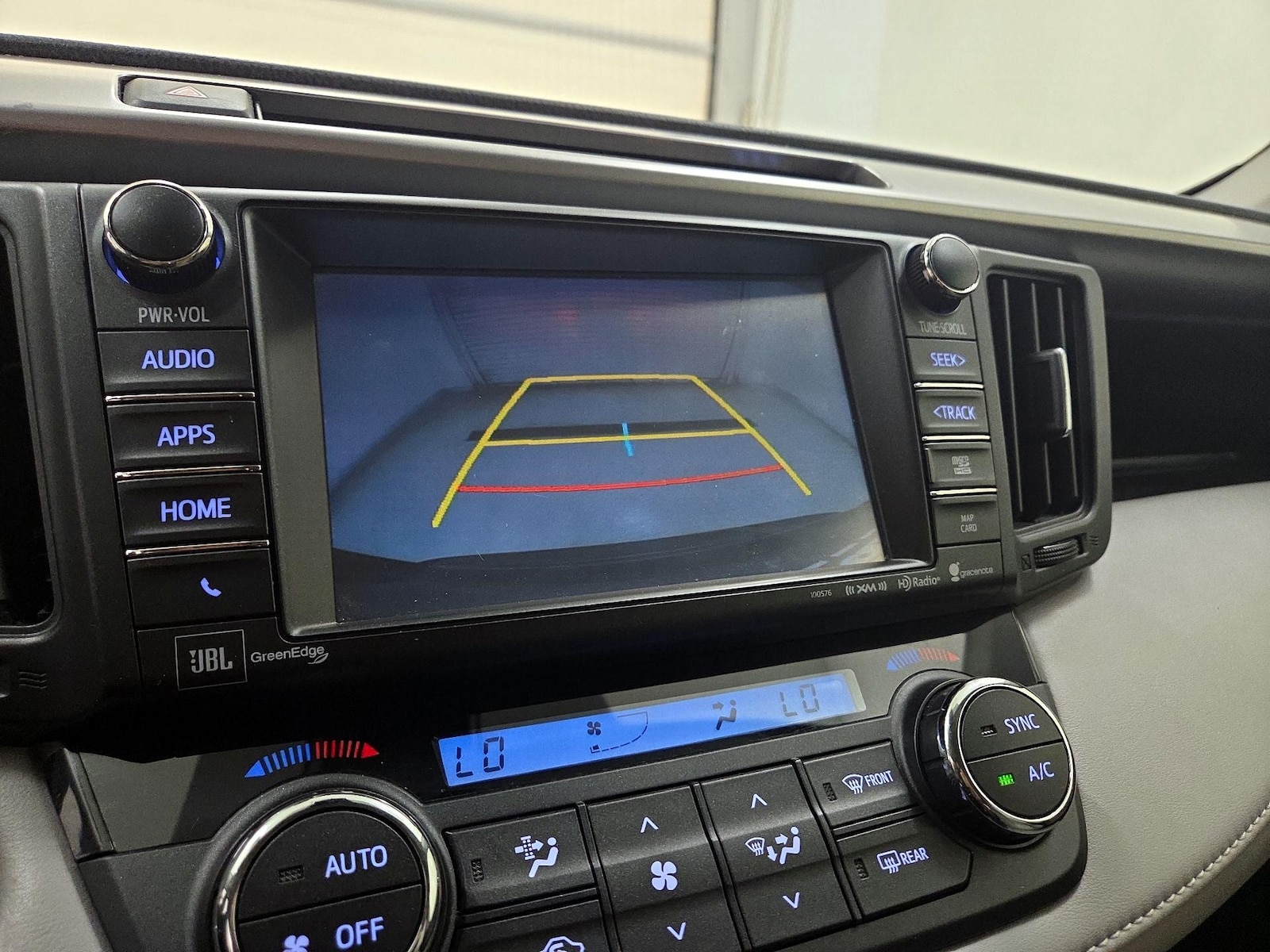 2018 Toyota RAV4 Limited - Photo 15