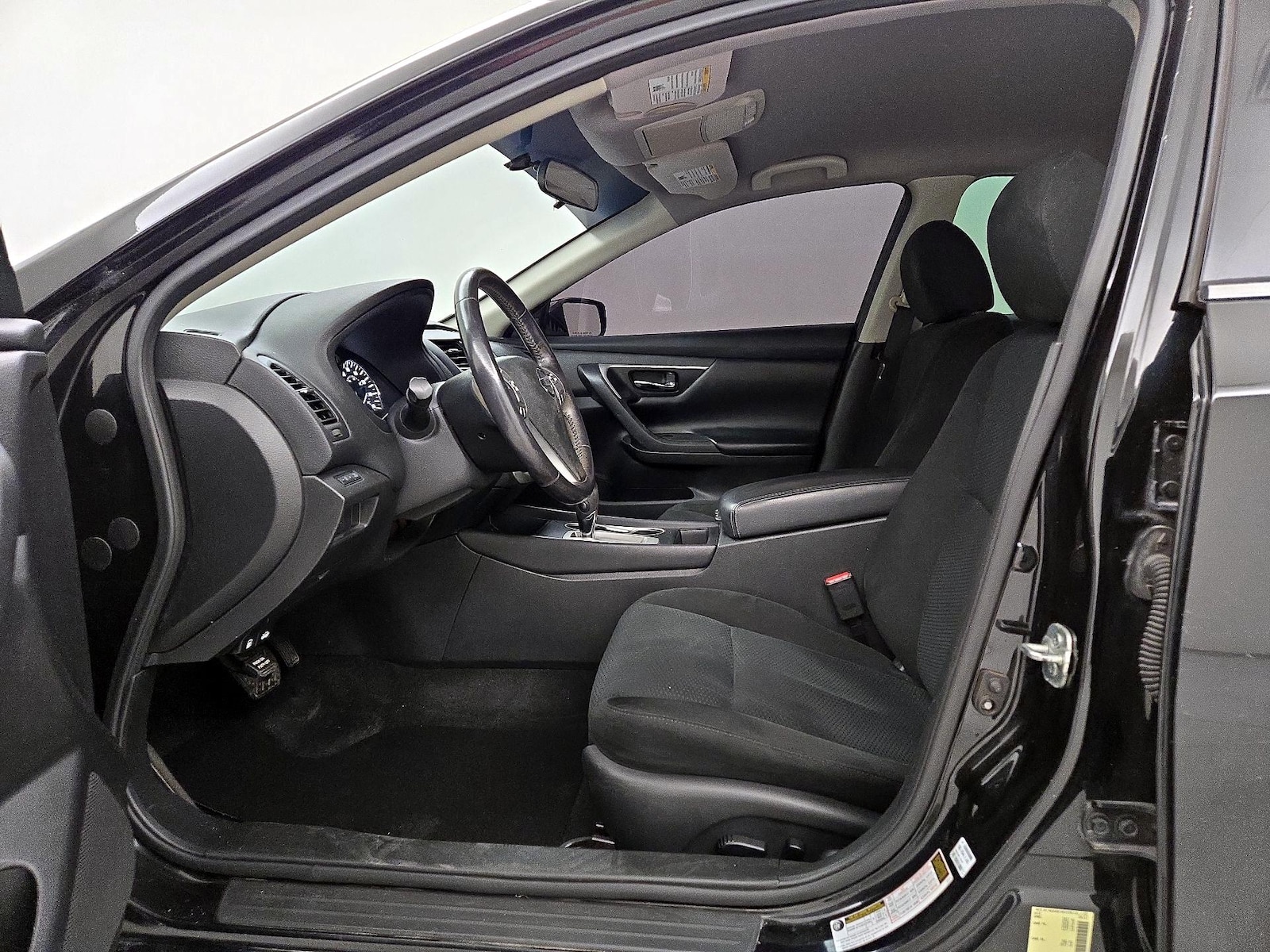 Power Seat(s) & Side Airbags