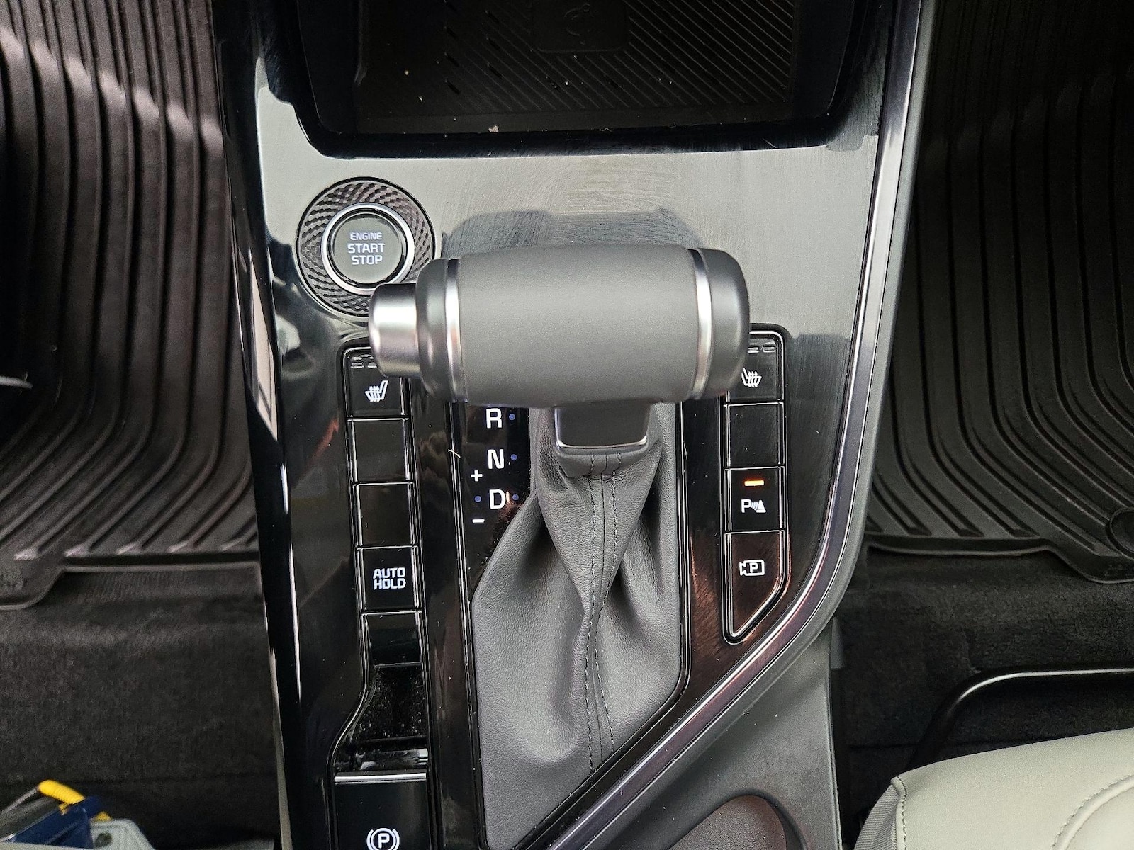 2023 Kia Niro EX - Photo 19