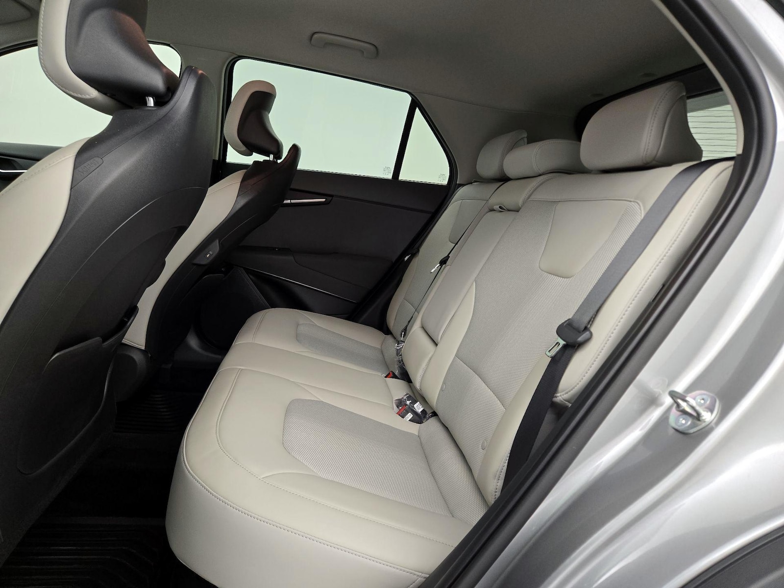 2023 Kia Niro EX - Photo 21