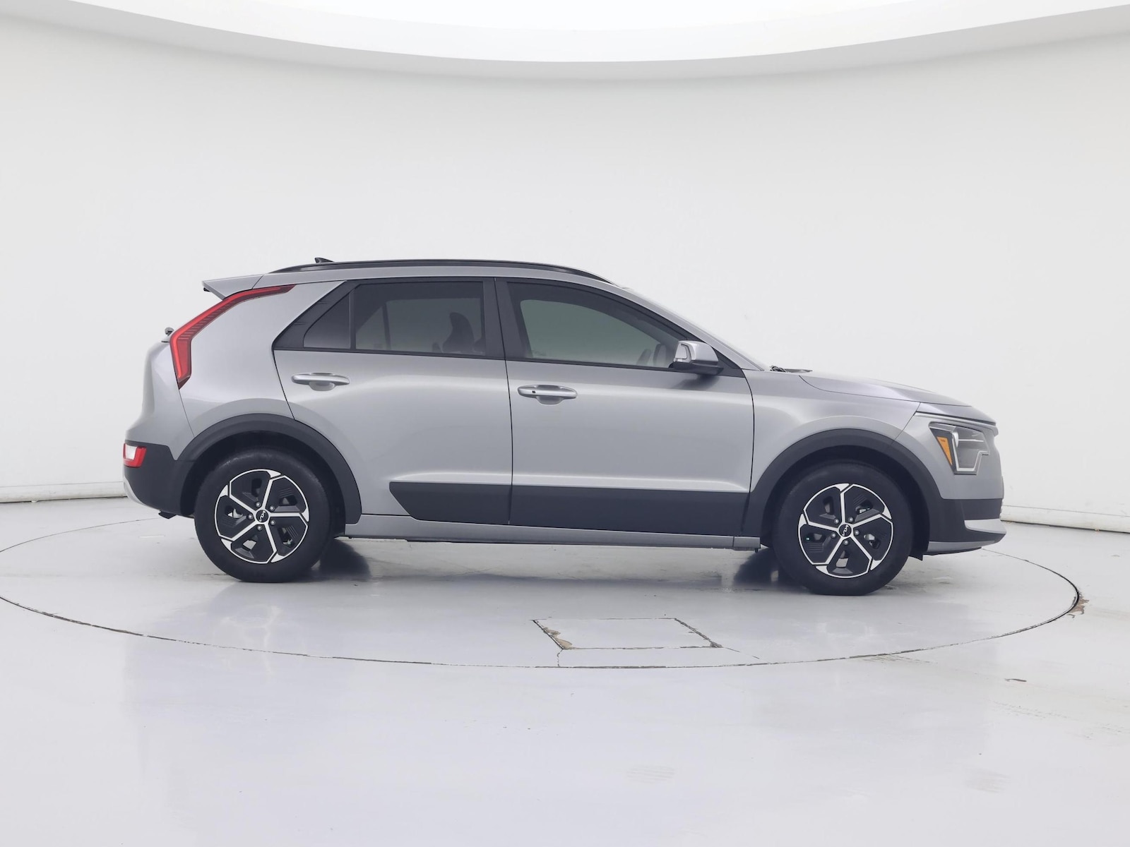 2023 Kia Niro EX - Photo 8