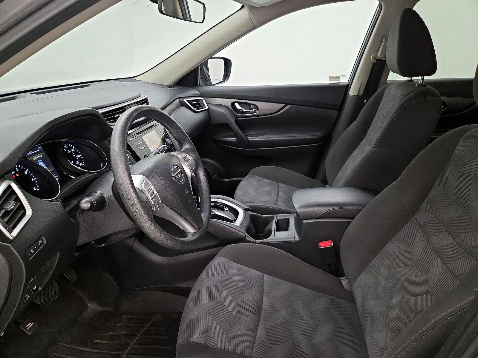 2016 Nissan Rogue SV - Photo 12