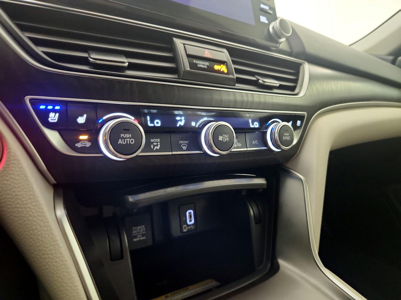 2019 Honda Accord Touring - Photo 17