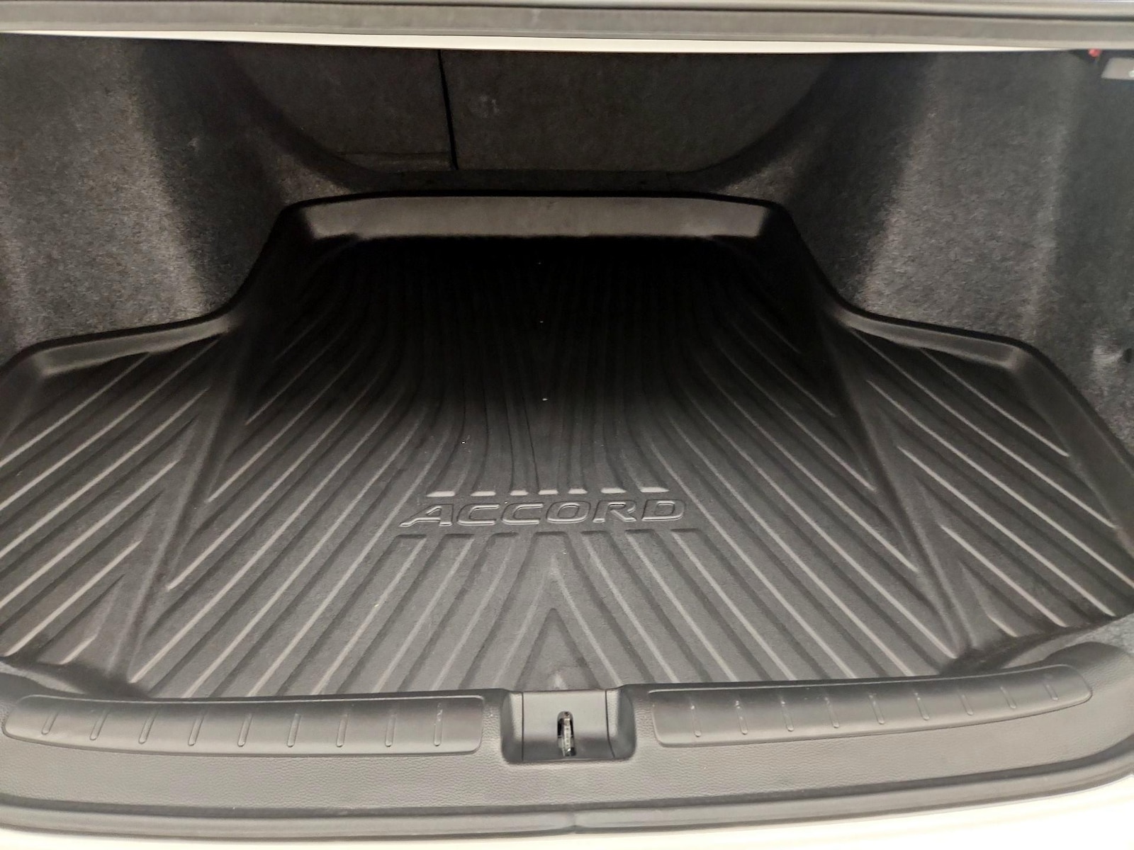 2019 Honda Accord Touring - Photo 22