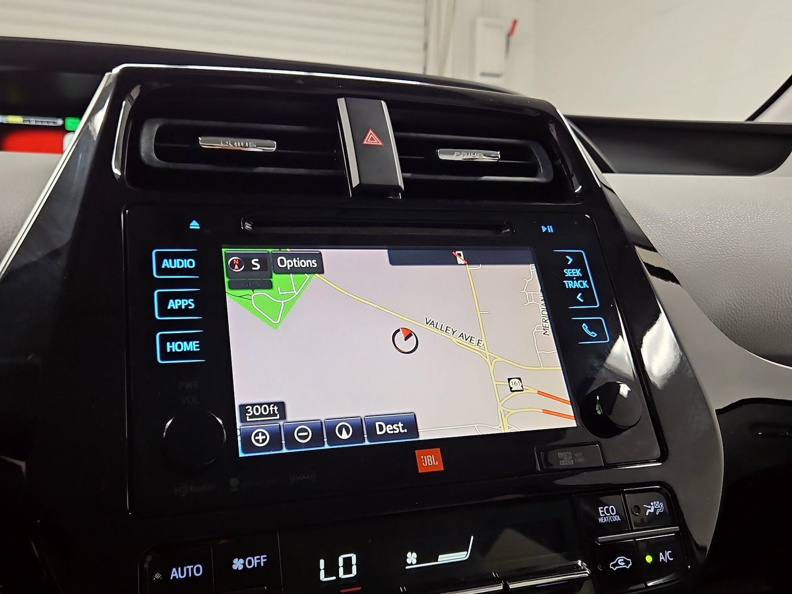 2016 Toyota Prius Four - Photo 15