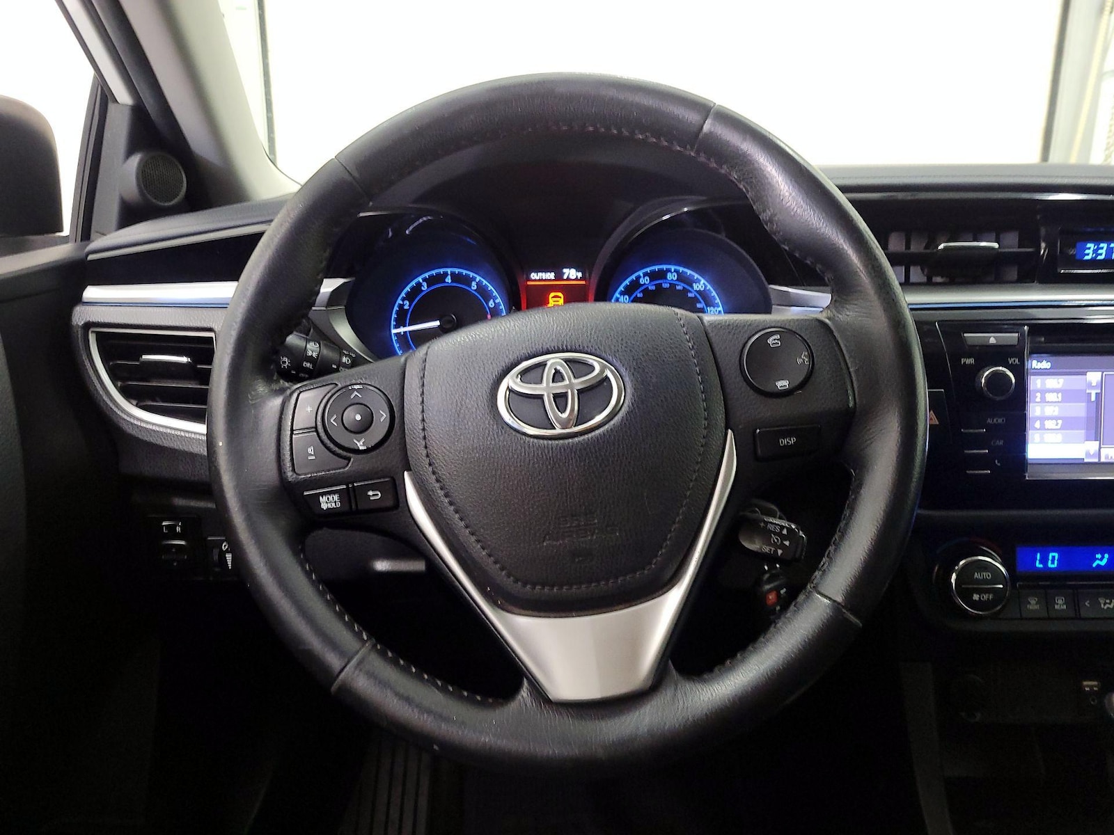 2015 Toyota Corolla S Plus - Photo 11
