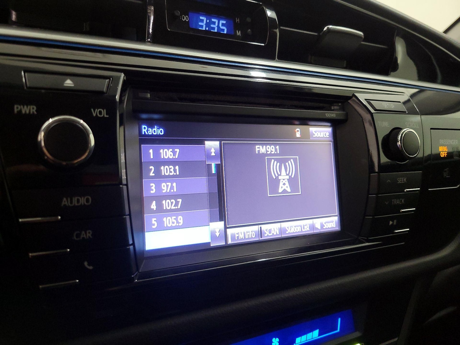 2015 Toyota Corolla S Plus - Photo 16