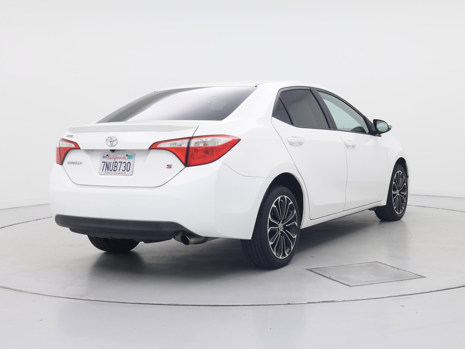 2015 Toyota Corolla S Plus - Photo 9