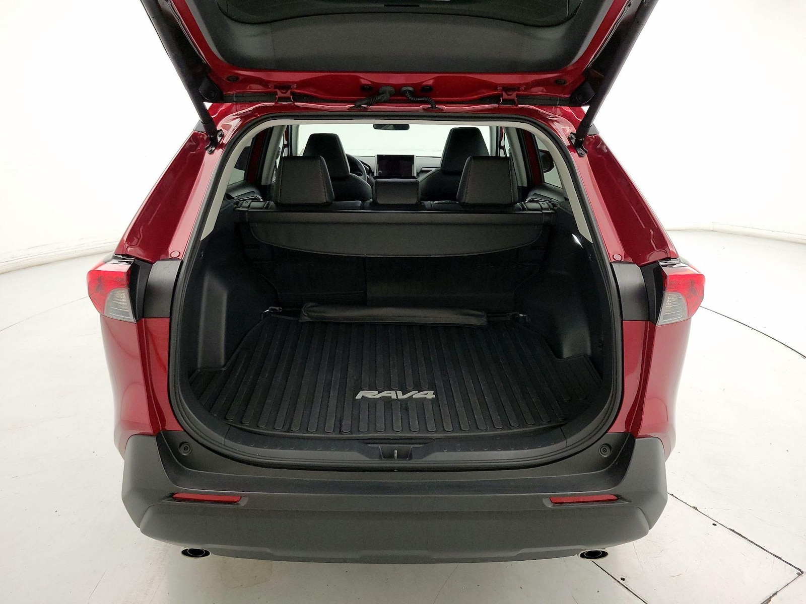 2025 Toyota RAV4 XLE Premium - Photo 21