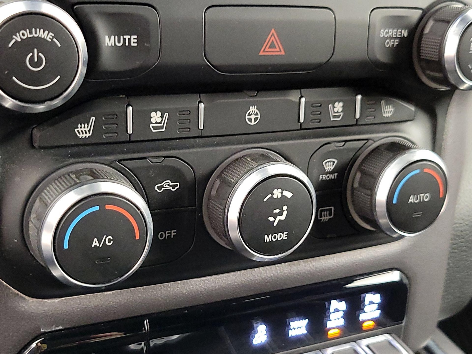 2021 RAM Ram 1500 Pickup Laramie - Photo 17